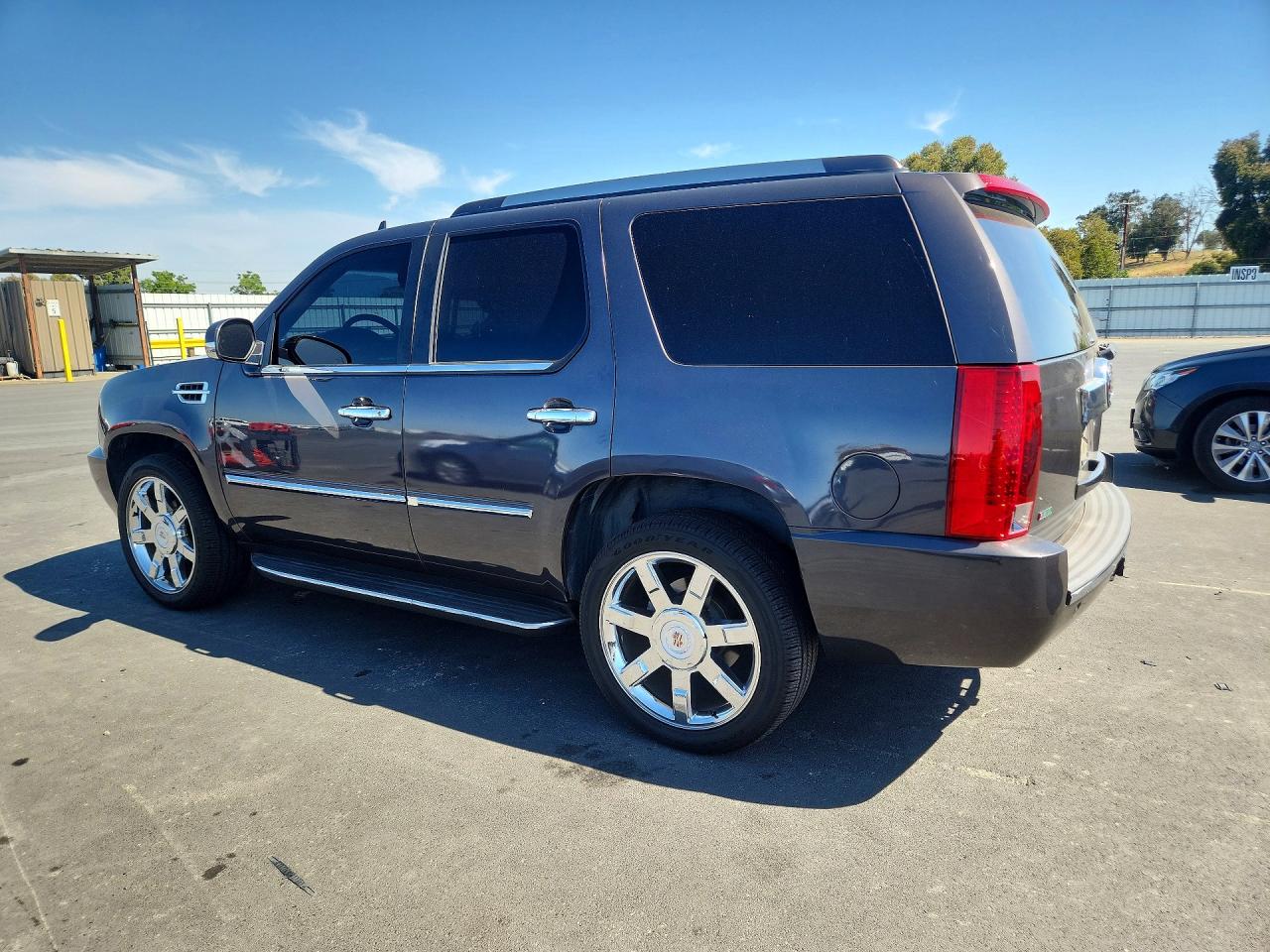 2010 Cadillac Escalade Luxury Gray vin: 1GYUKBEF4AR238929