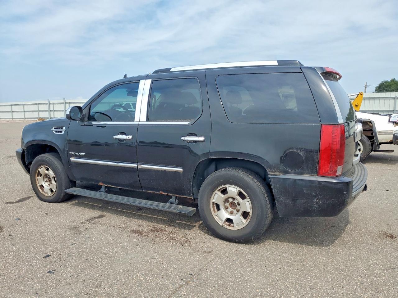 2010 Cadillac Escalade Premium Black vin: 1GYUKCEF6AR167447