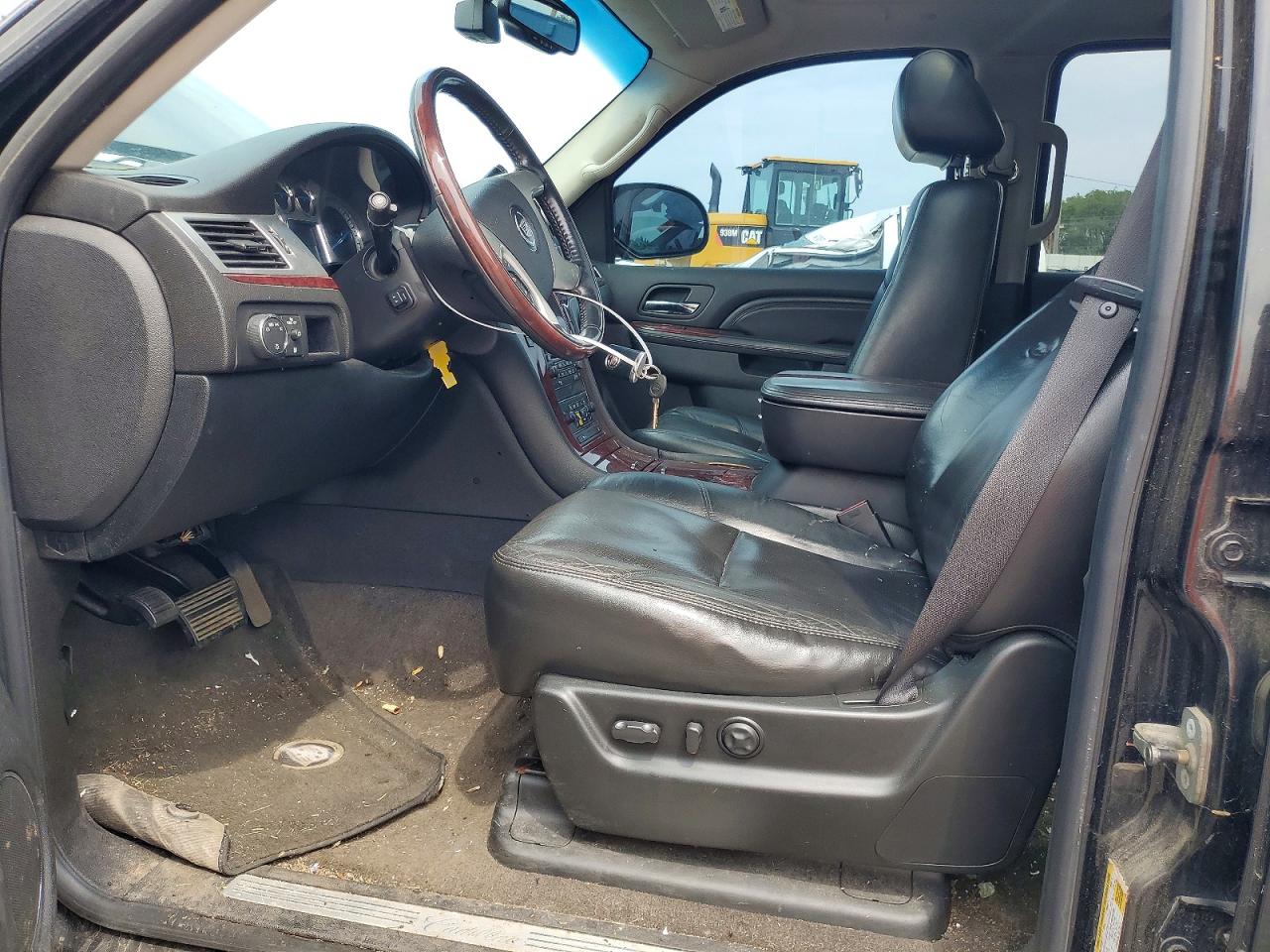 2010 Cadillac Escalade Premium Black vin: 1GYUKCEF6AR167447