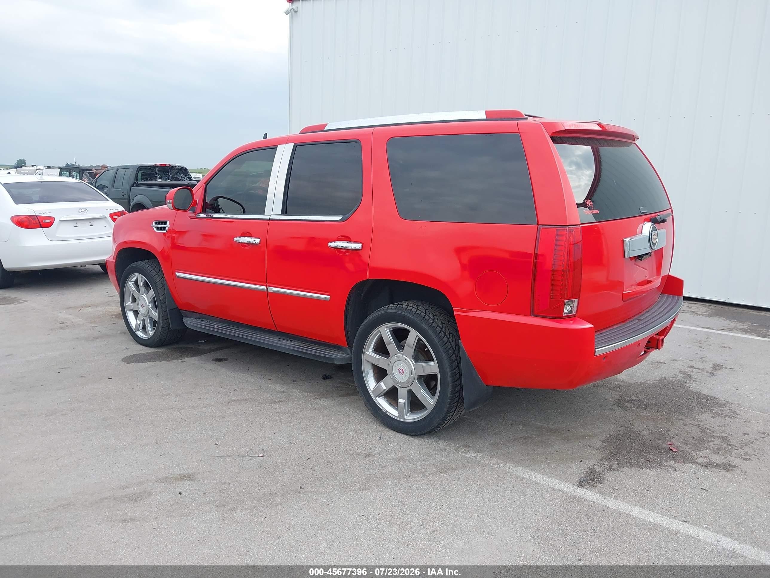 2010 Cadillac Escalade Premium Red vin: 1GYUKCEF7AR172981