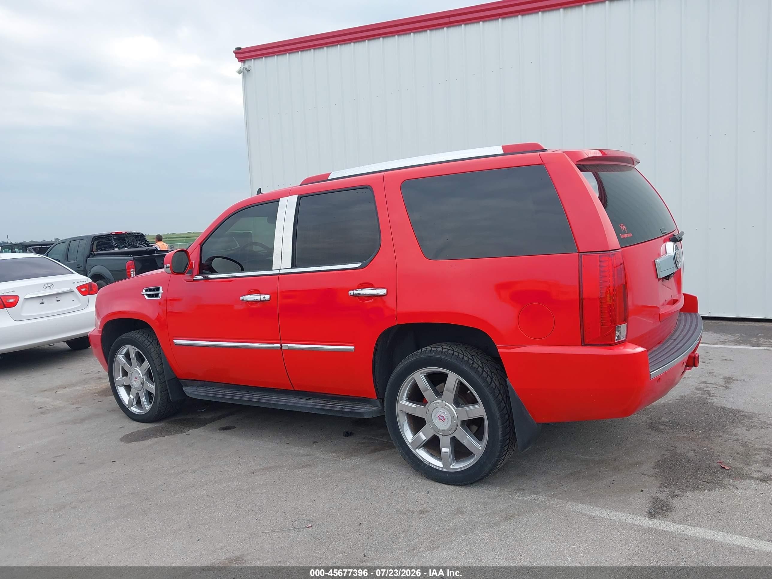 2010 Cadillac Escalade Premium Red vin: 1GYUKCEF7AR172981