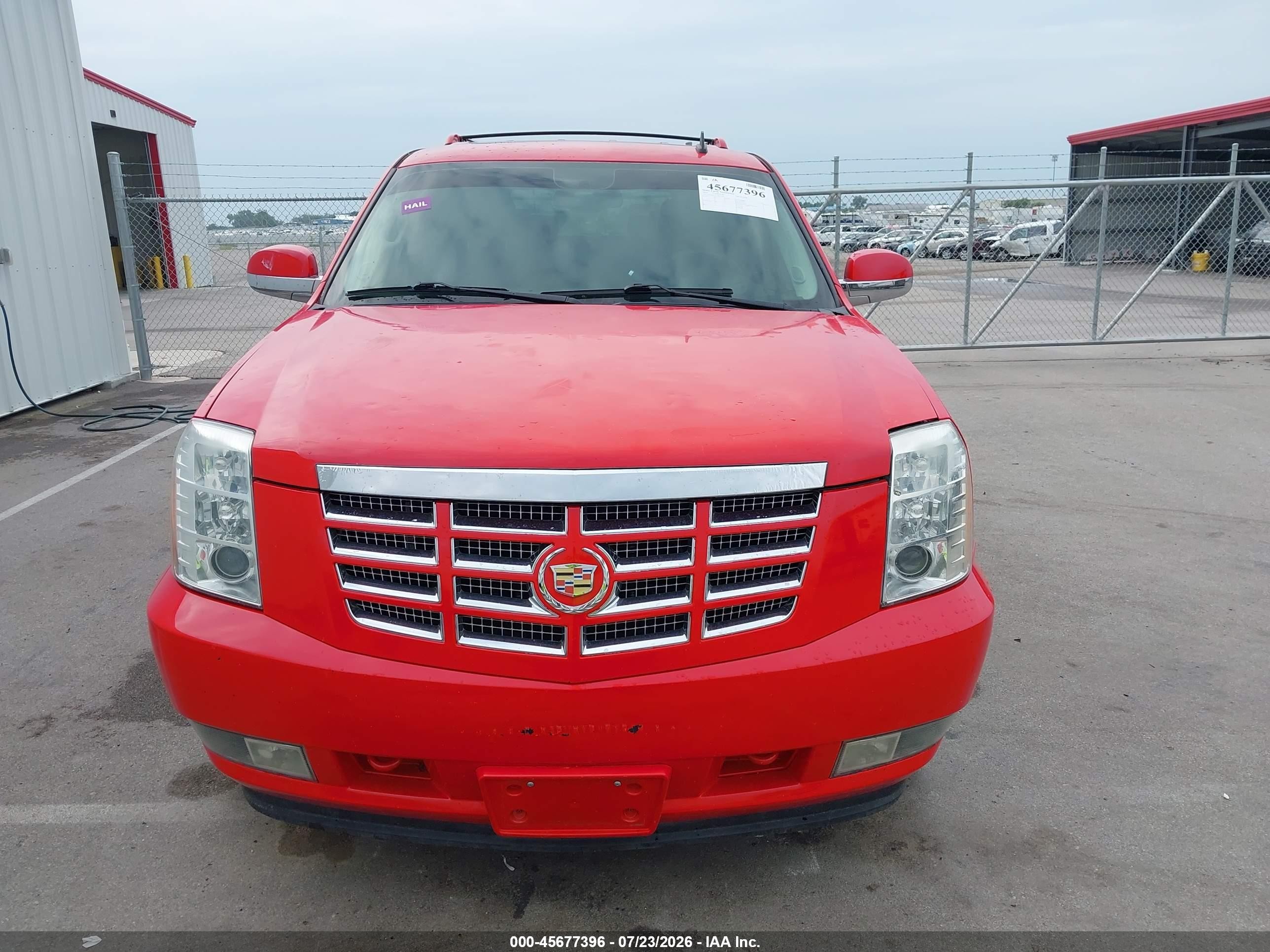 2010 Cadillac Escalade Premium Red vin: 1GYUKCEF7AR172981