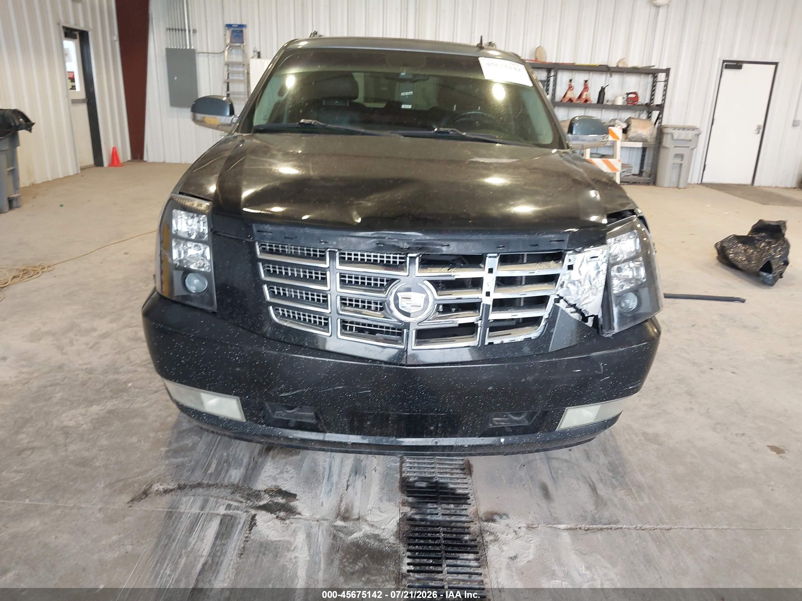 2010 Cadillac Escalade Esv Luxury Gray vin: 1GYUKHEFXAR243796