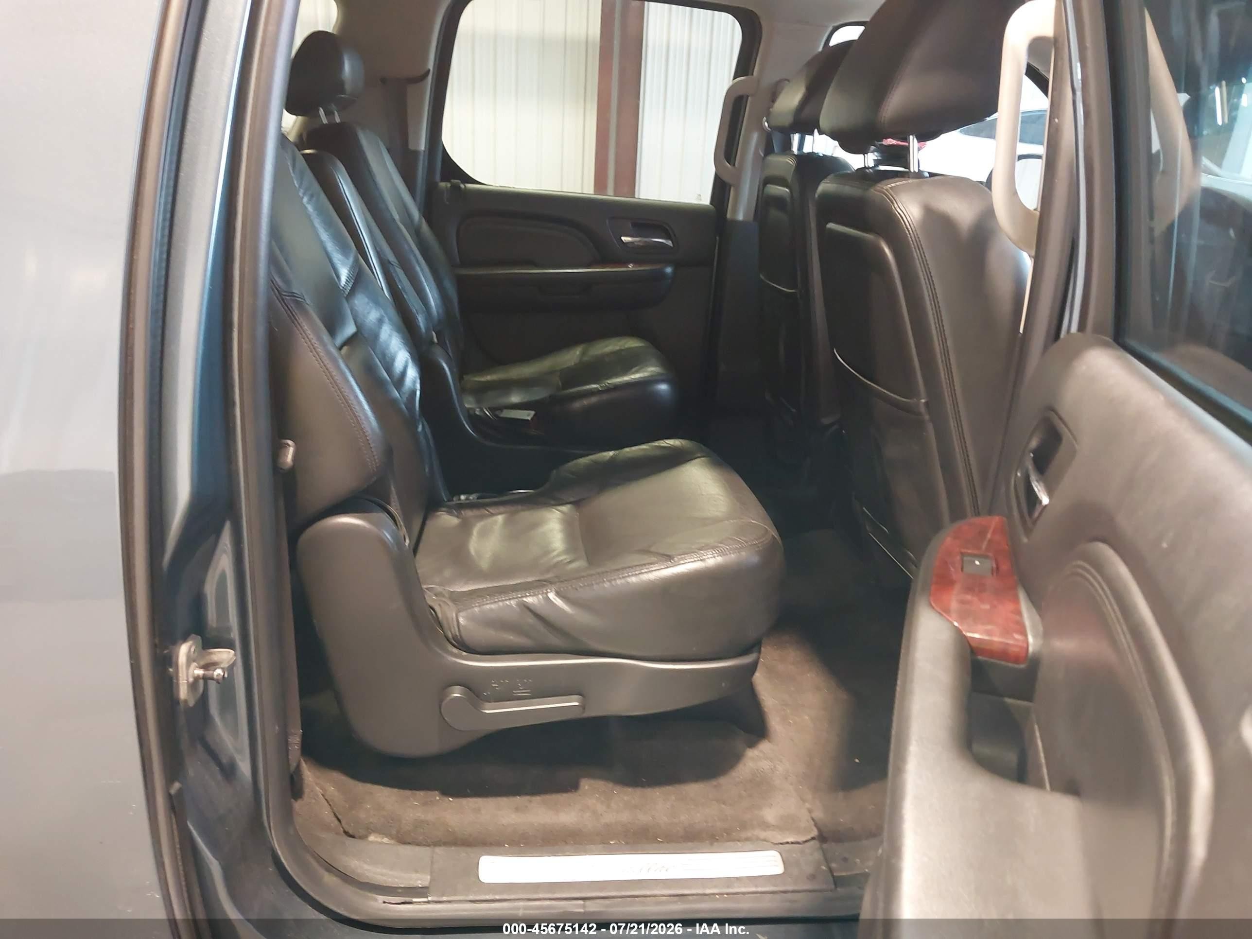 2010 Cadillac Escalade Esv Luxury Gray vin: 1GYUKHEFXAR243796