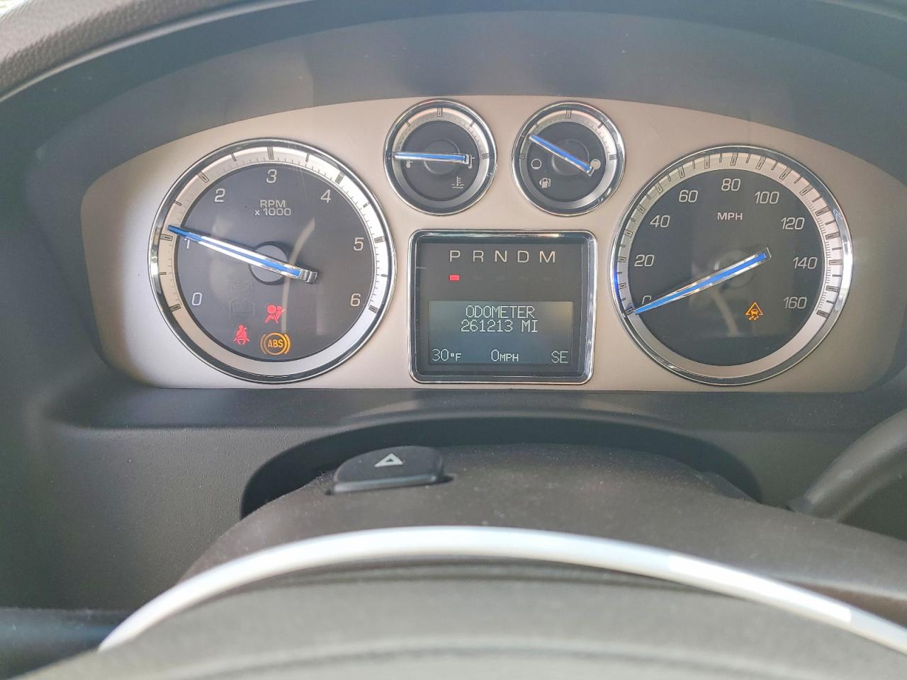 2010 Cadillac Escalade Esv Premium Белый vin: 1GYUKJEF8AR209184