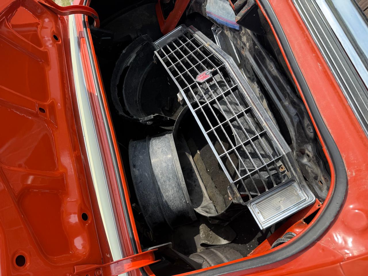 1972 Chevrolet Monte Carl Orange vin: 1H57J2154V615