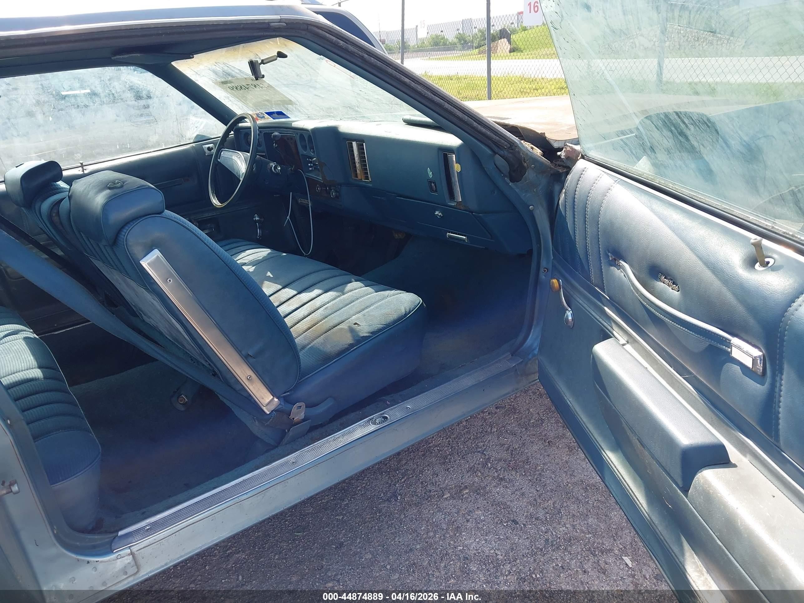1976 Chevy Monte Carlo   Синий vin: 1H57V6R501808    