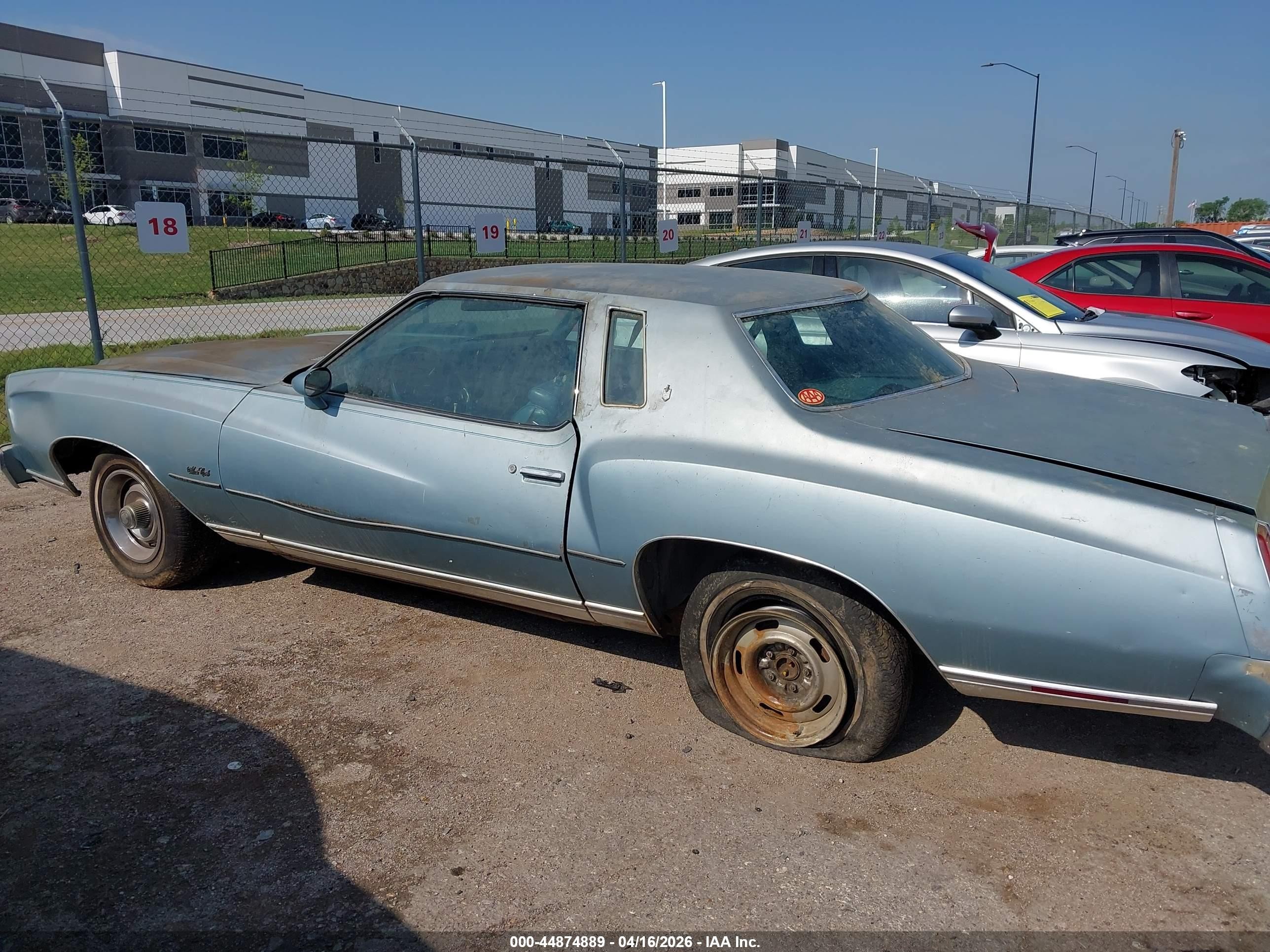 1976 Chevy Monte Carlo   Синий vin: 1H57V6R501808    