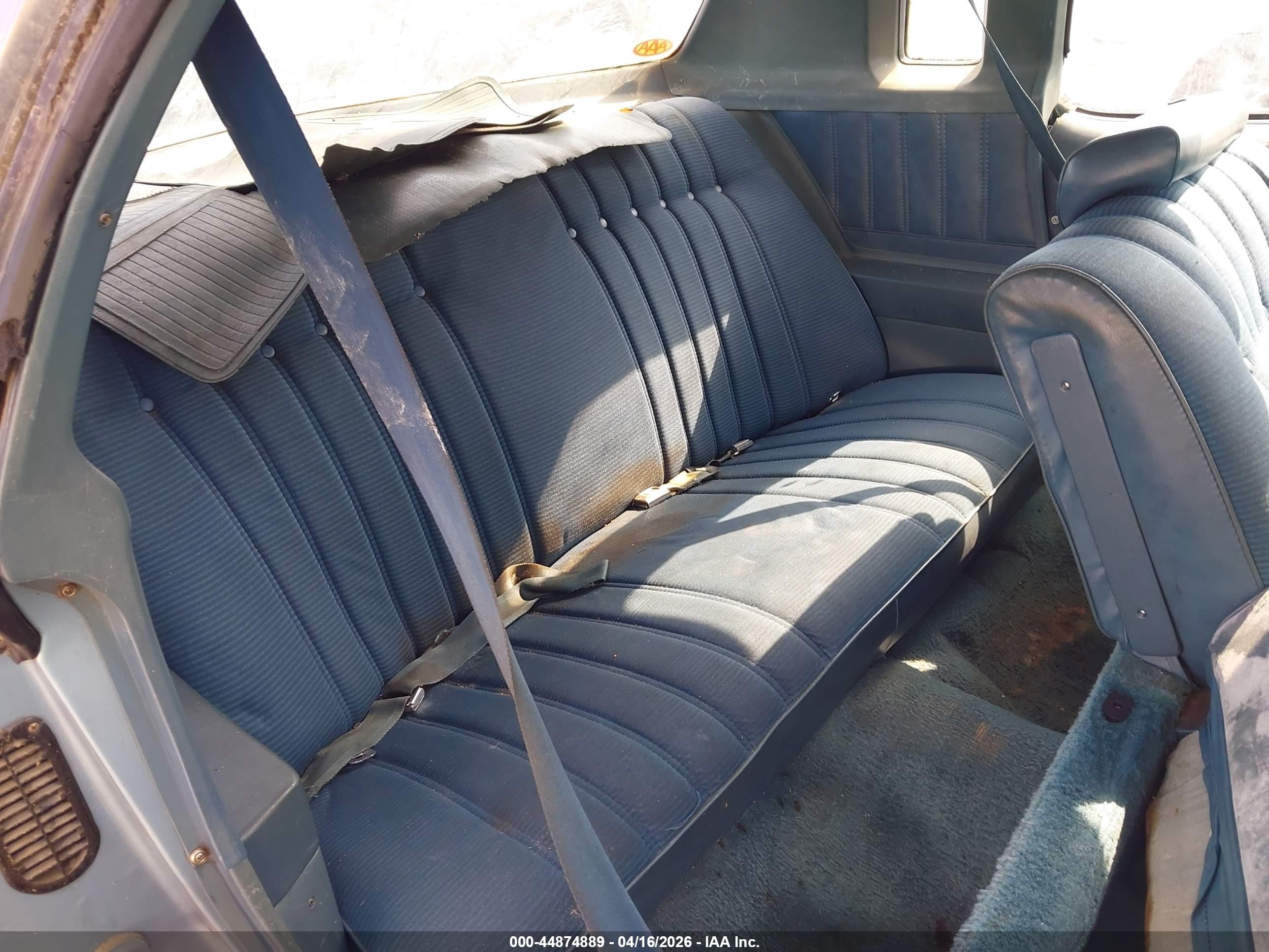 1976 Chevy Monte Carlo   Синий vin: 1H57V6R501808    