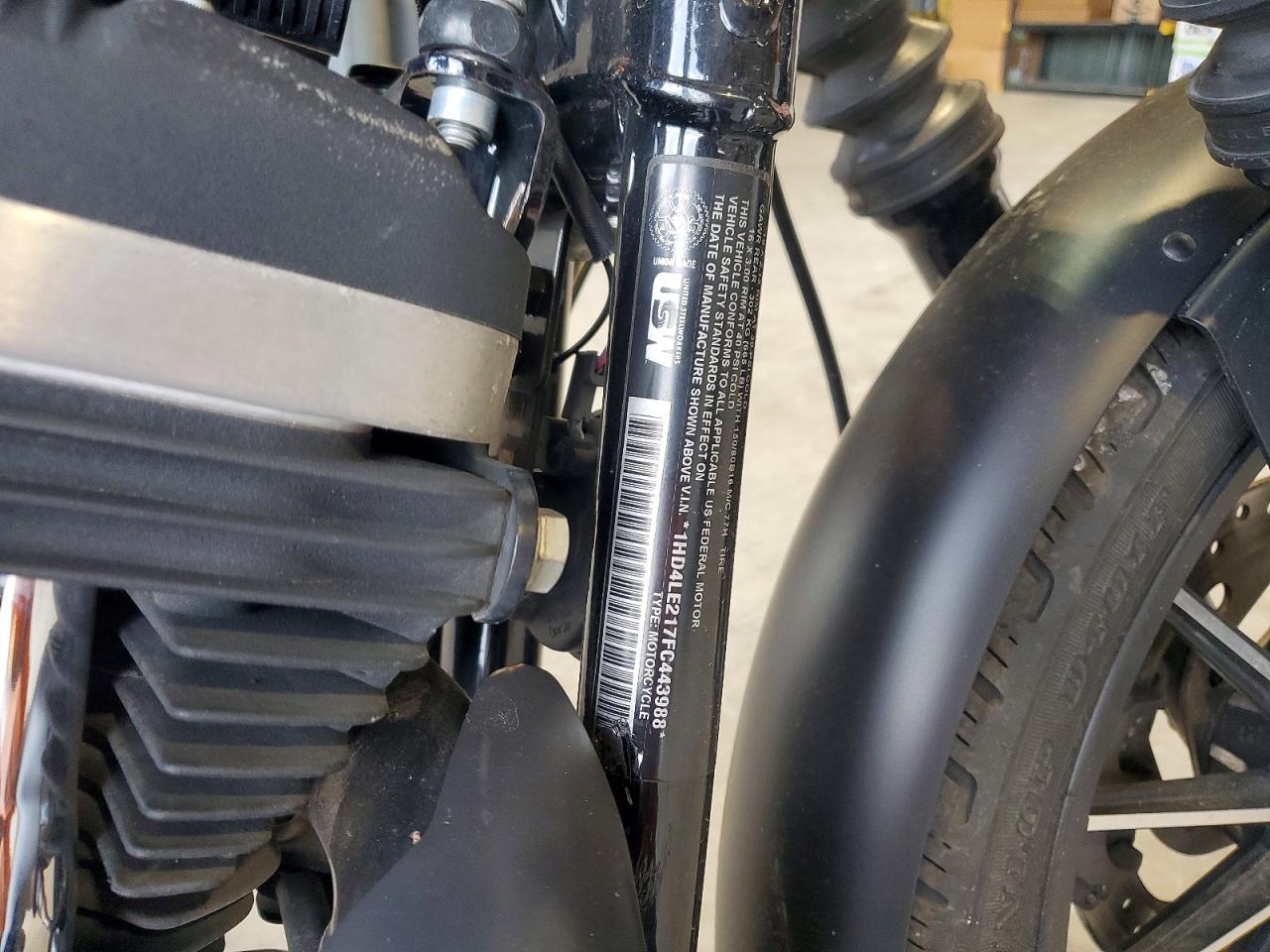 2015 Harley-davidson Xl883 Iron 883 Black vin: 1HD4LE217FC443988