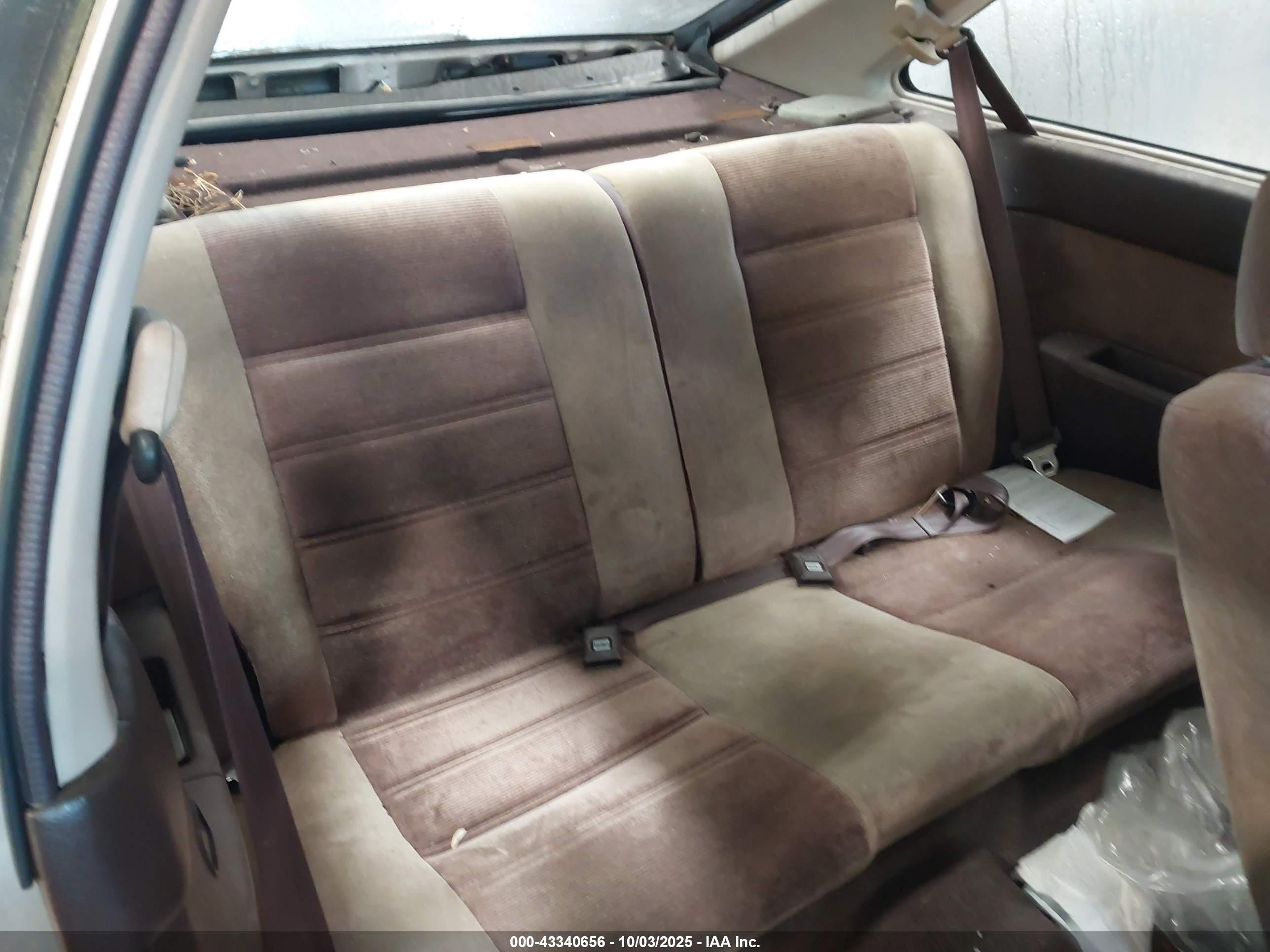 1986 Honda Accord Lxi Gold vin: 1HGBA5340GA161505
