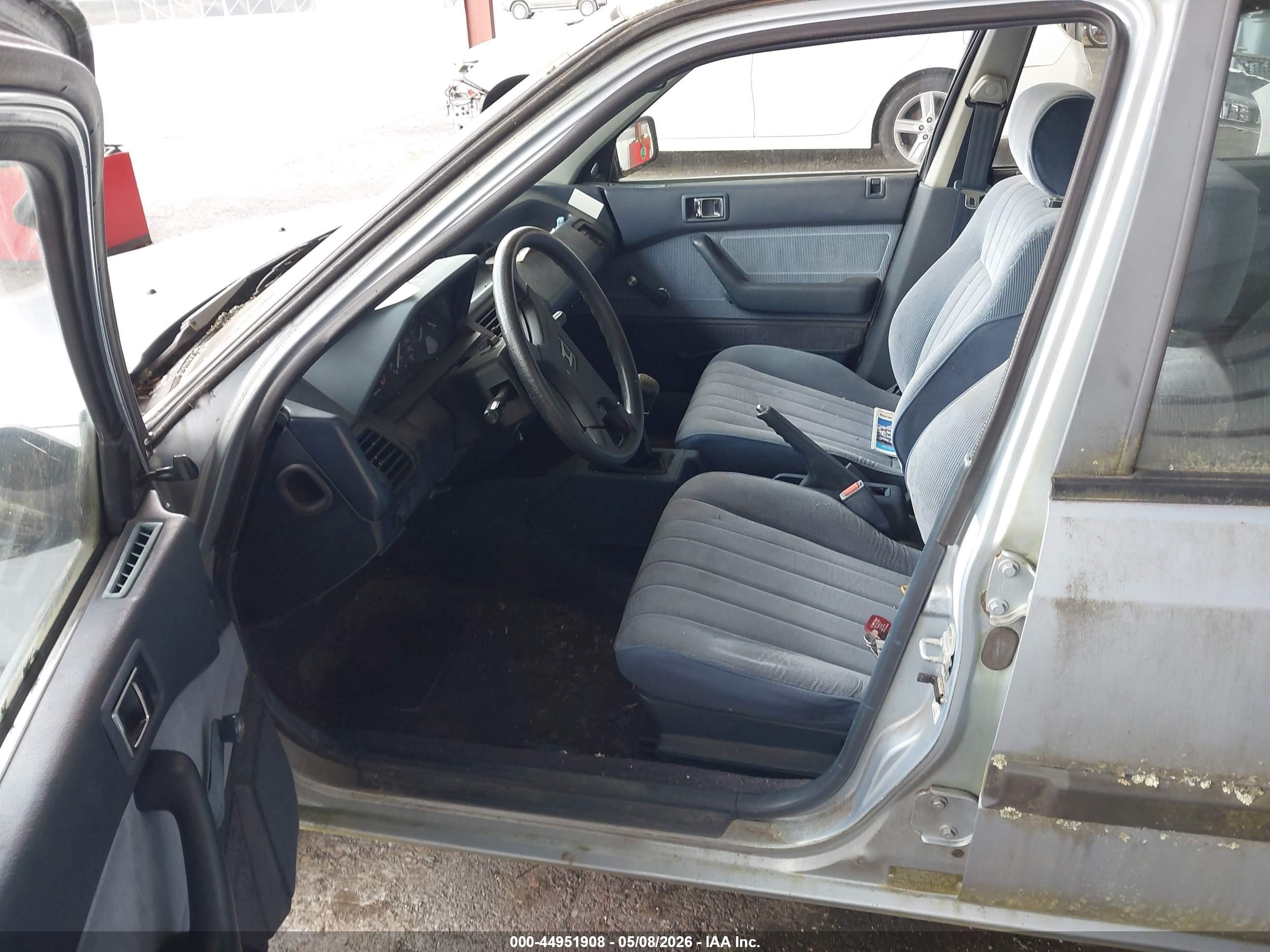 1986 Honda Accord Dx Blue vin: 1HGBA542XGA169110