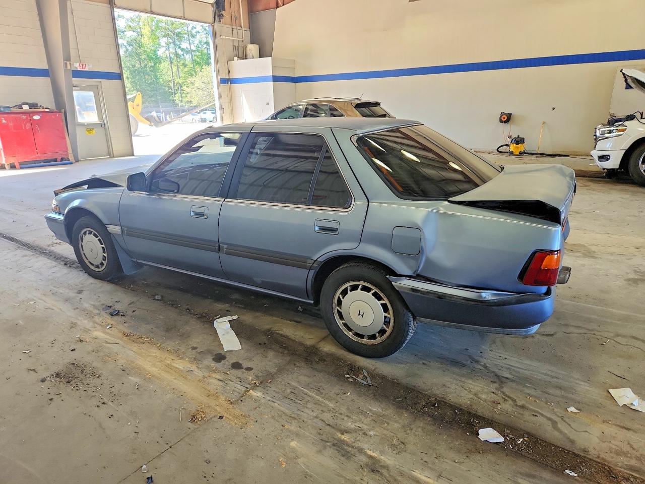 1989 Honda Accord Lxi Silver vin: 1HGCA5546KA069955