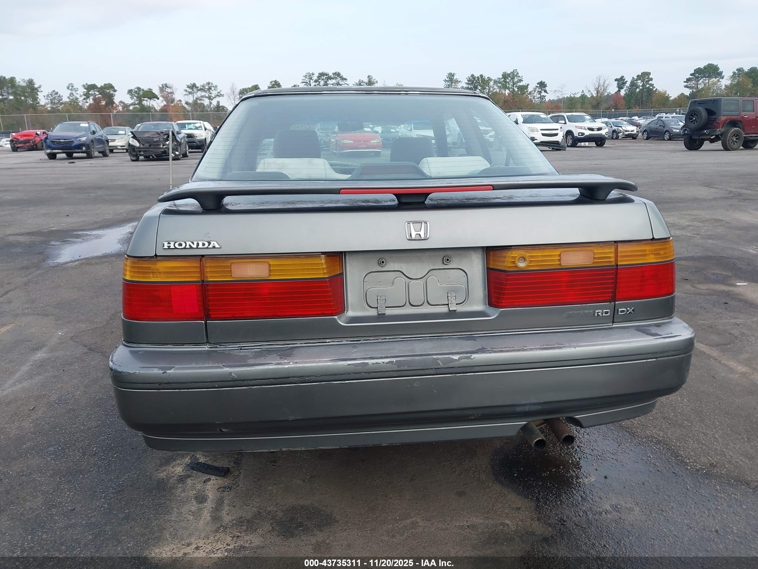 1990 Honda Accord Dx/lx Gray vin: 1HGCB7140LA011078