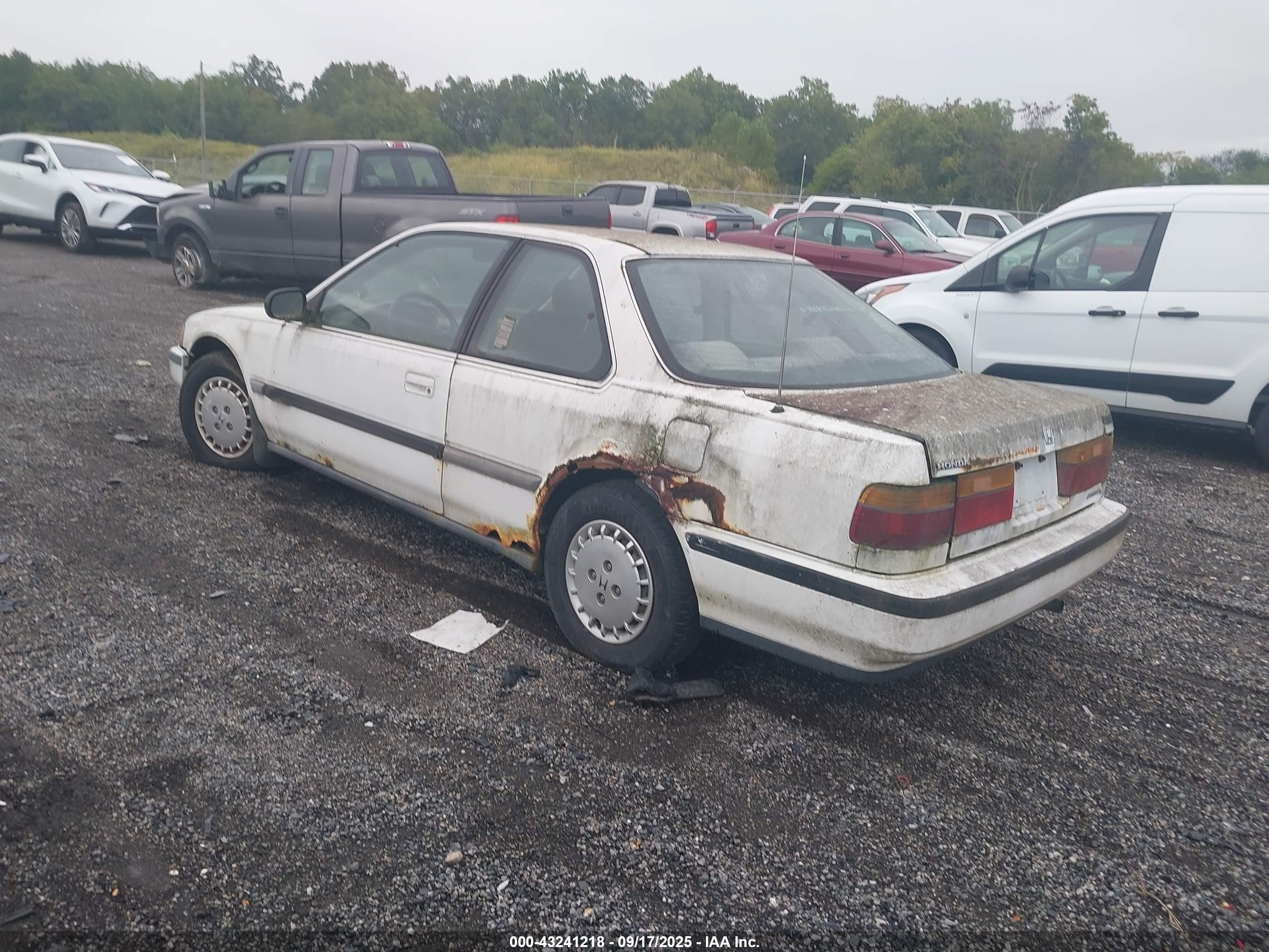 1990 Honda Accord Lx White vin: 1HGCB7150LA014653