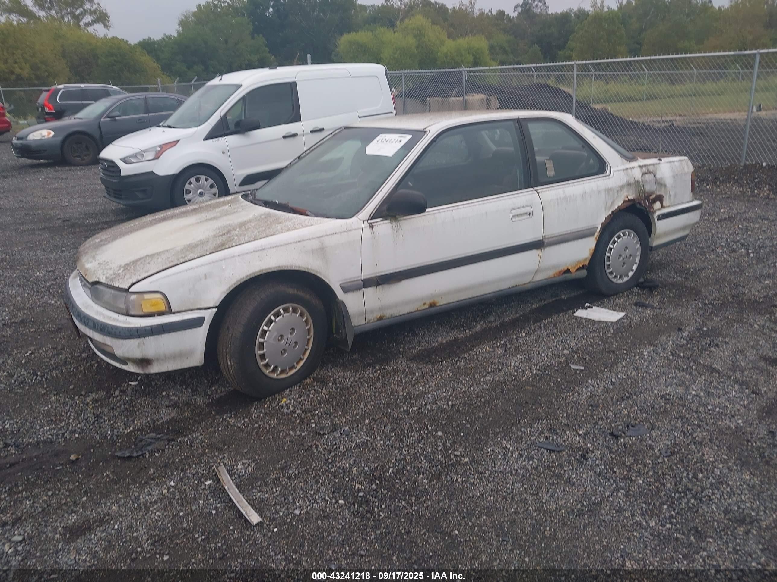 1990 Honda Accord Lx White vin: 1HGCB7150LA014653