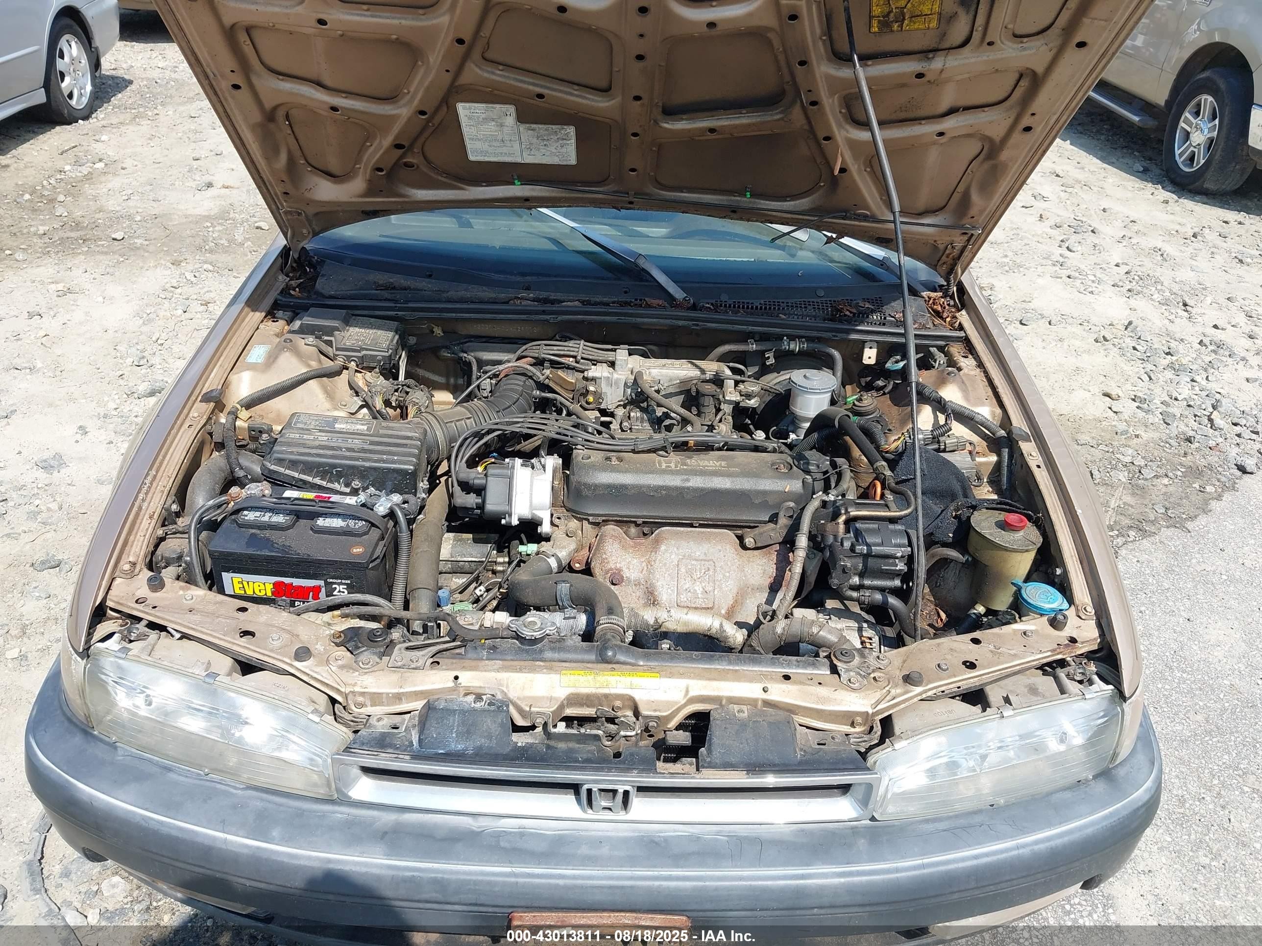 1990 Honda Accord Dx/lx Tan vin: 1HGCB7240LA029112