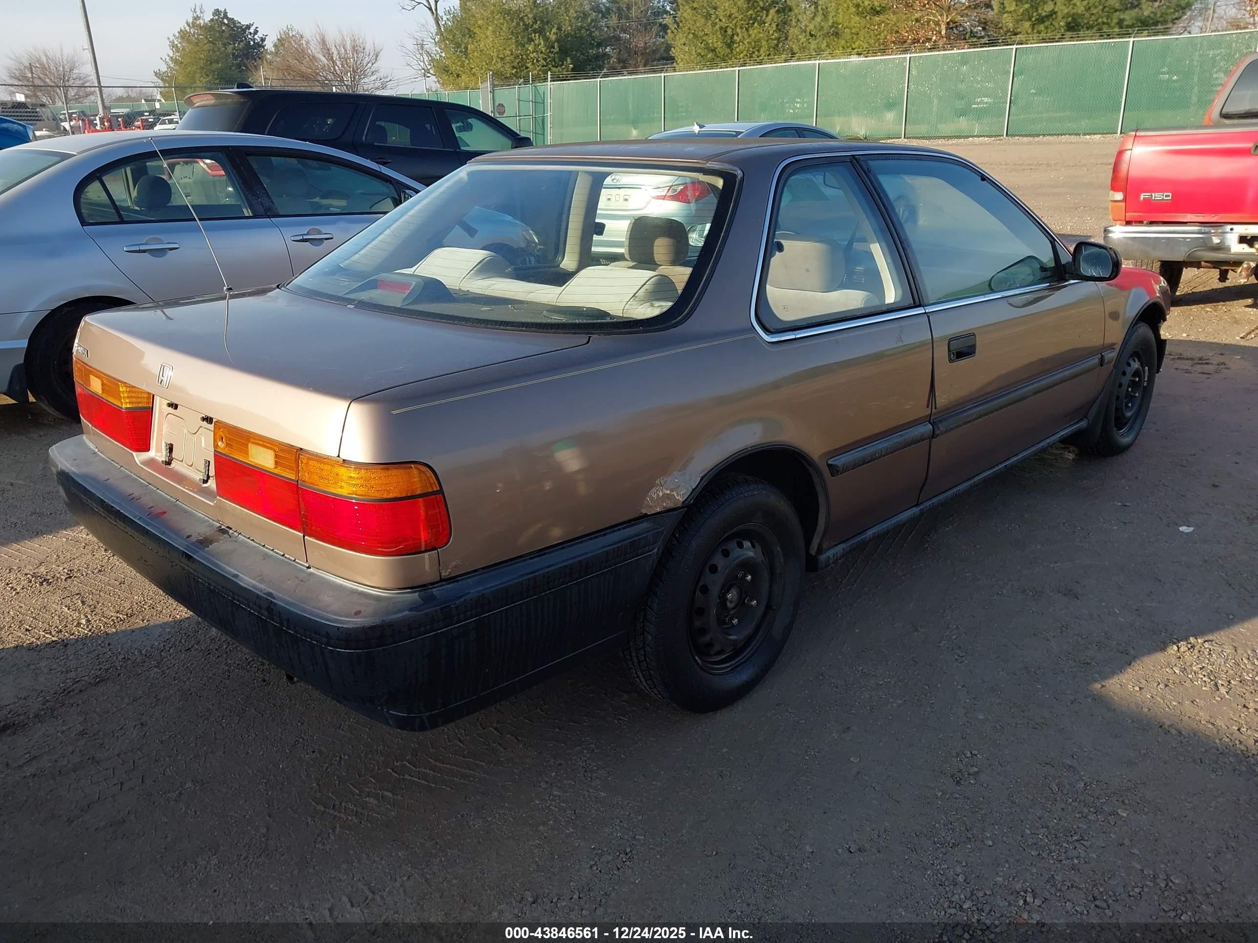 1991 Honda Accord Dx/lx Brown vin: 1HGCB7249MA052910