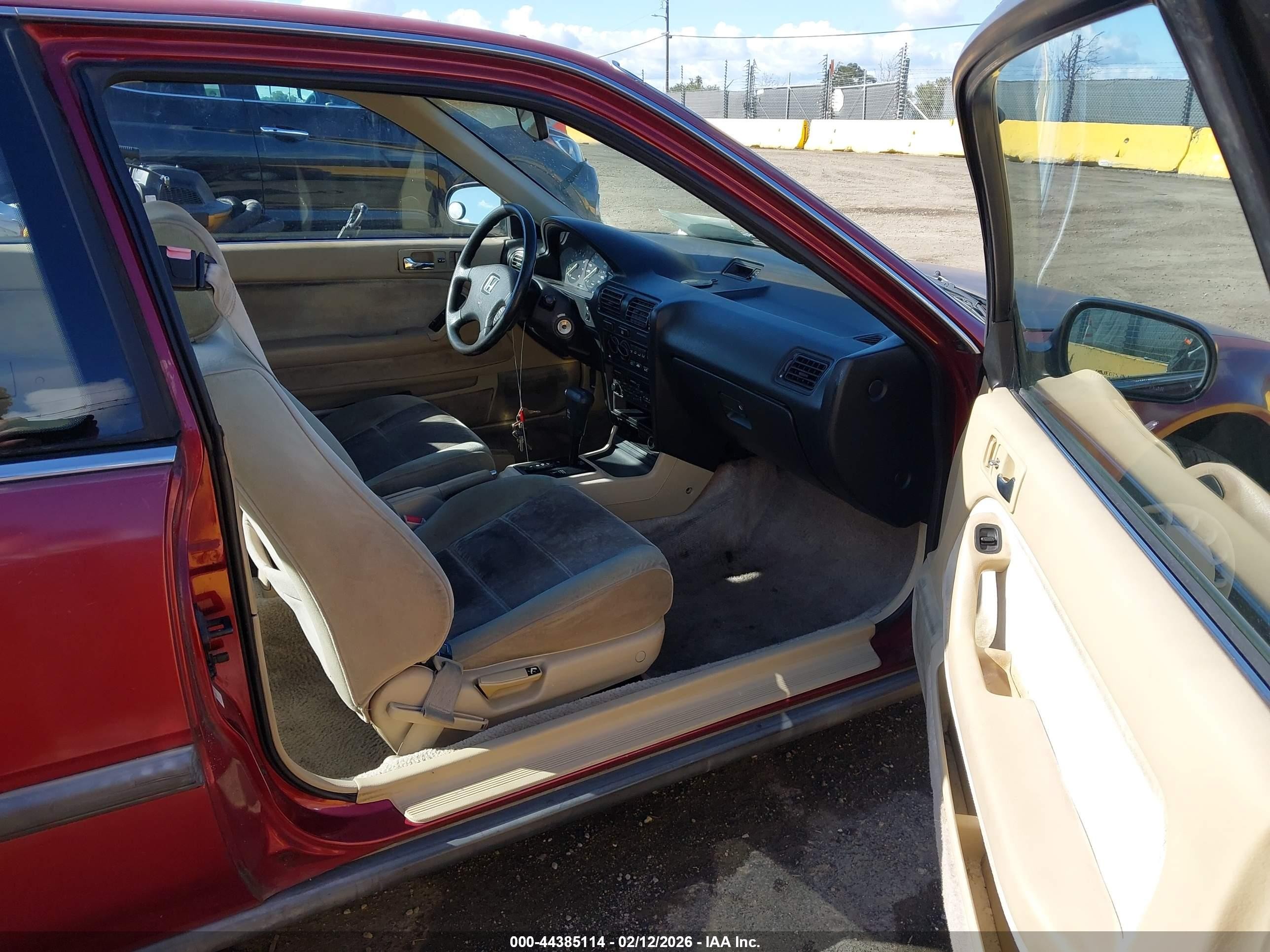 1990 Honda Accord Lx Red vin: 1HGCB7252LA043439