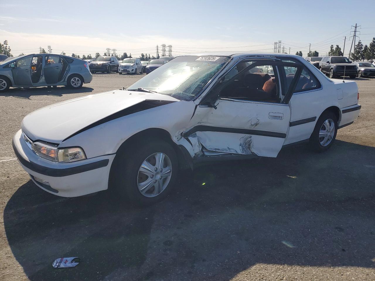 1990 Honda Accord Lx White vin: 1HGCB7253LA017965