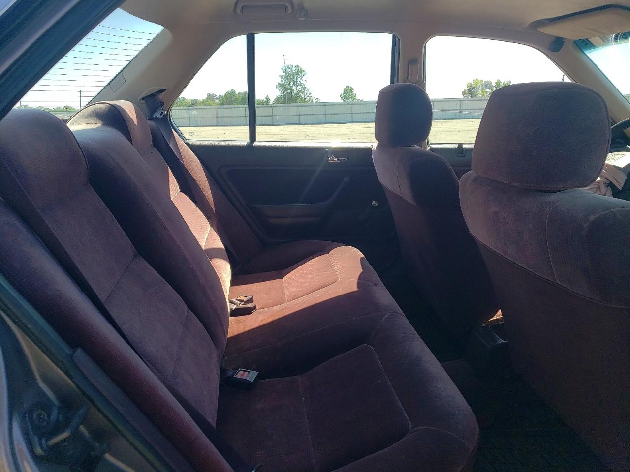 1992 Honda Accord Dx Gray vin: 1HGCB7541NA201517