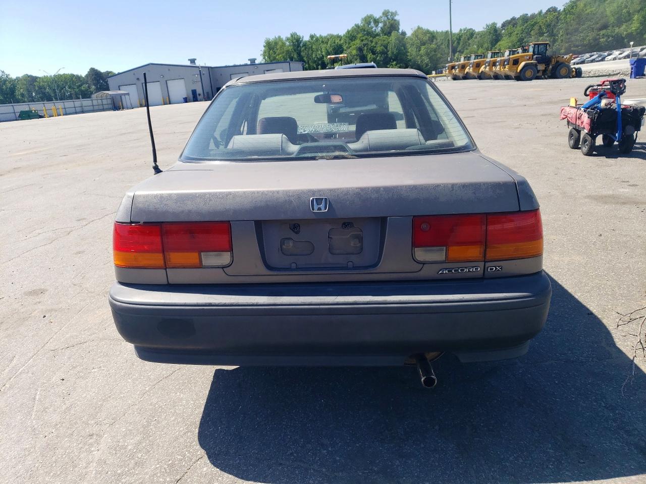1992 Honda Accord Dx Gray vin: 1HGCB7541NA201517