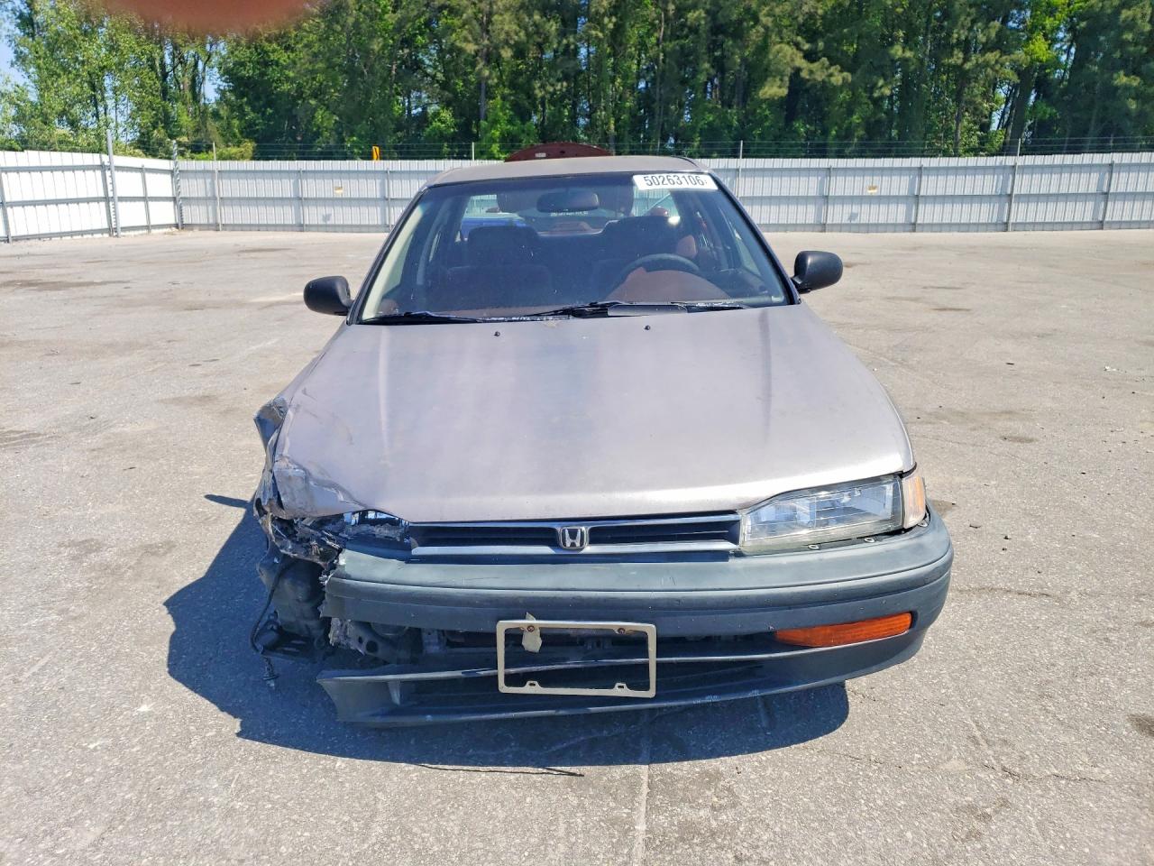 1992 Honda Accord Dx Gray vin: 1HGCB7541NA201517