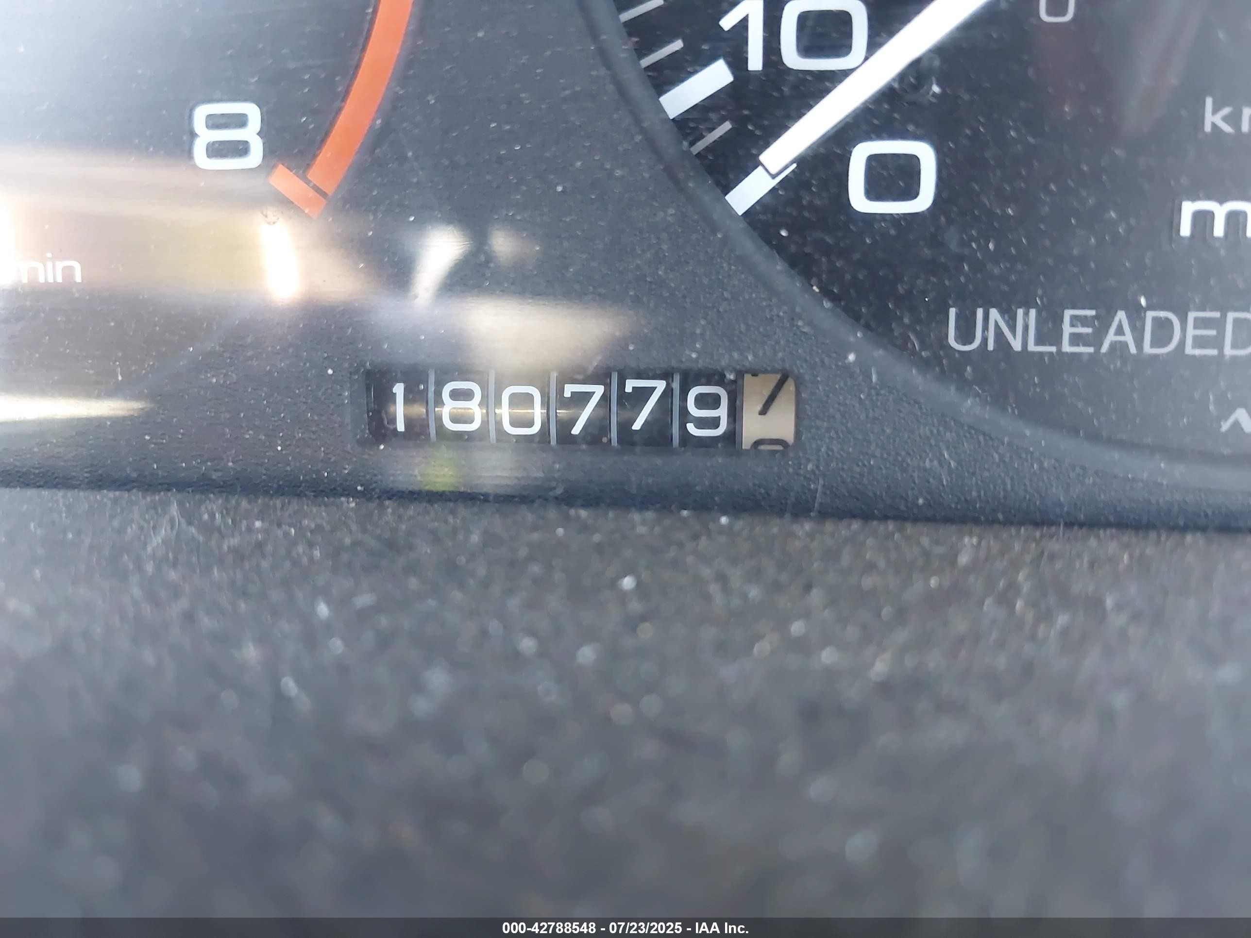 1990 Honda Accord Lx/ex White vin: 1HGCB7551LA168136
