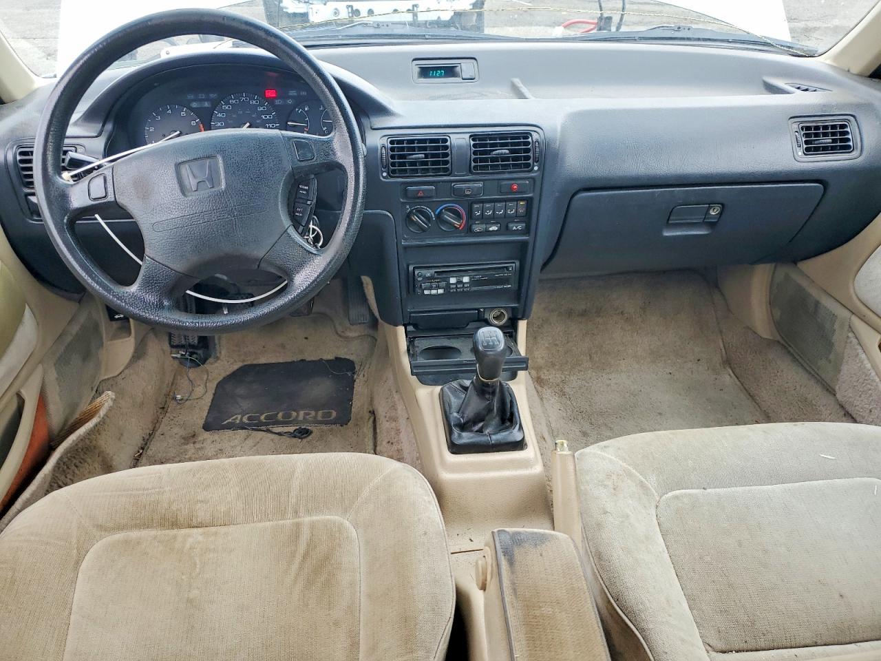 1992 Honda Accord Lx Бирюзовый vin: 1HGCB7555NA121789