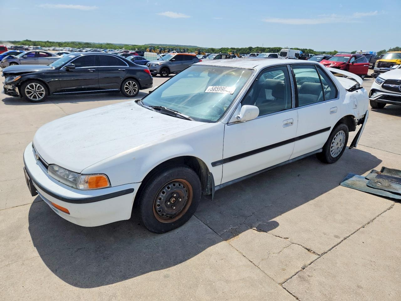1993 Honda Accord Lx White vin: 1HGCB7555PA005267