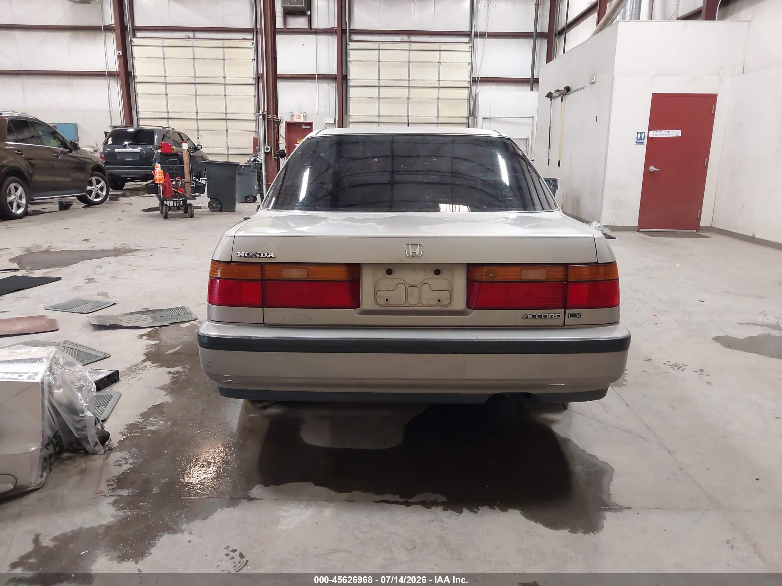 1991 Honda Accord Lx/ex Champagne vin: 1HGCB7559MA084180