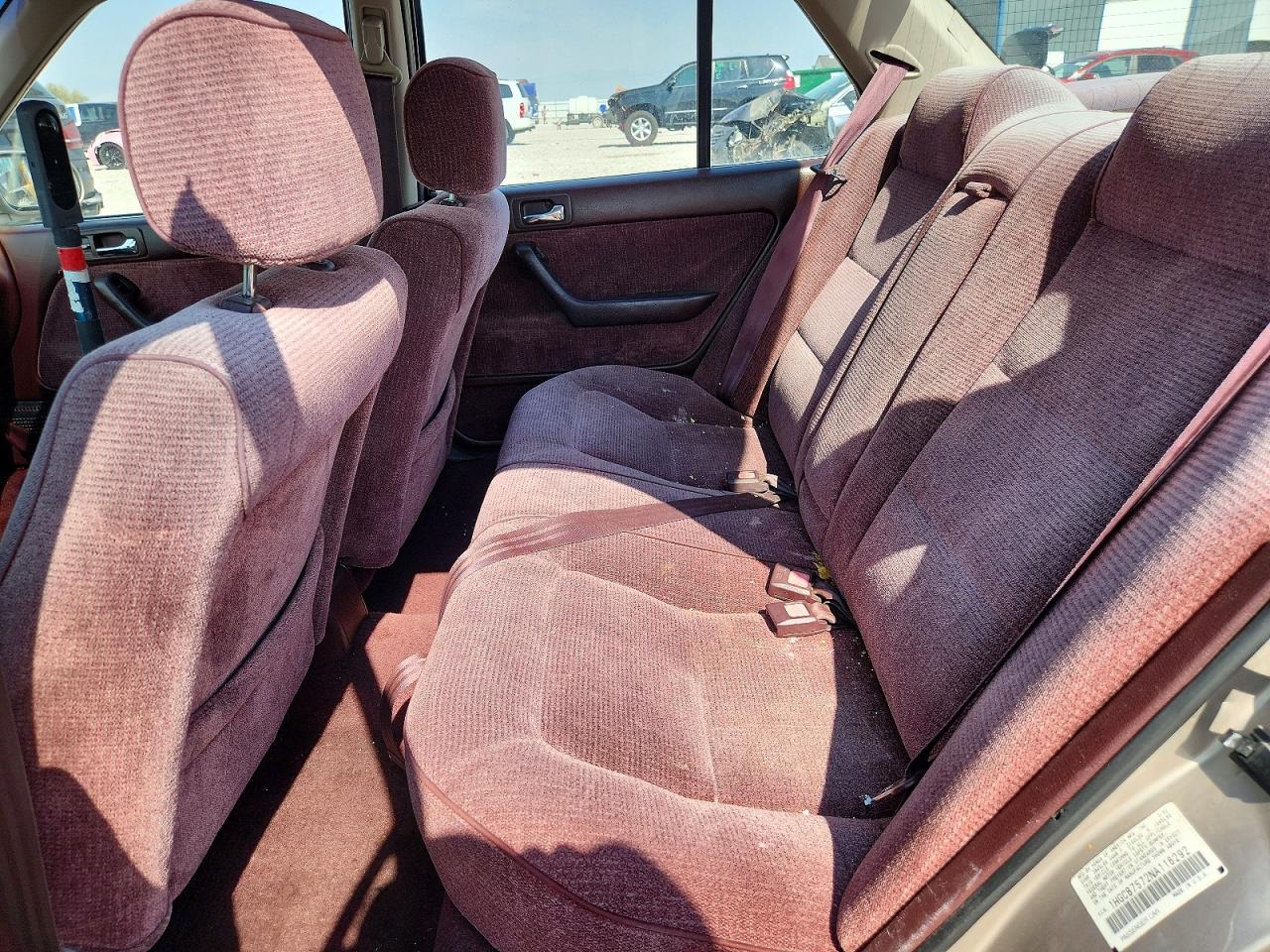 1992 Honda Accord Ex Brown vin: 1HGCB7572NA116292