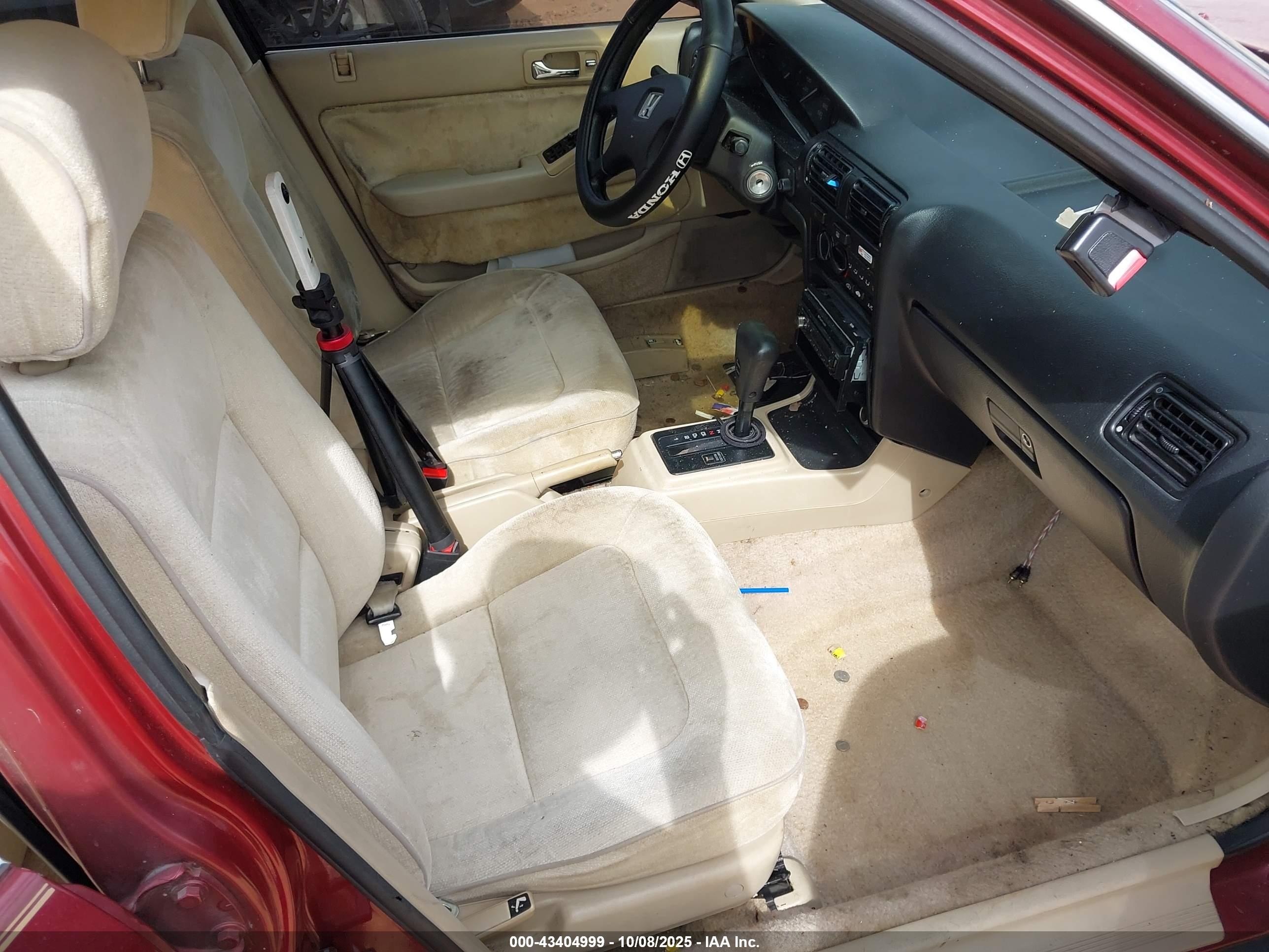 1990 Honda Accord Lx/ex Burgundy vin: 1HGCB7650LA059634
