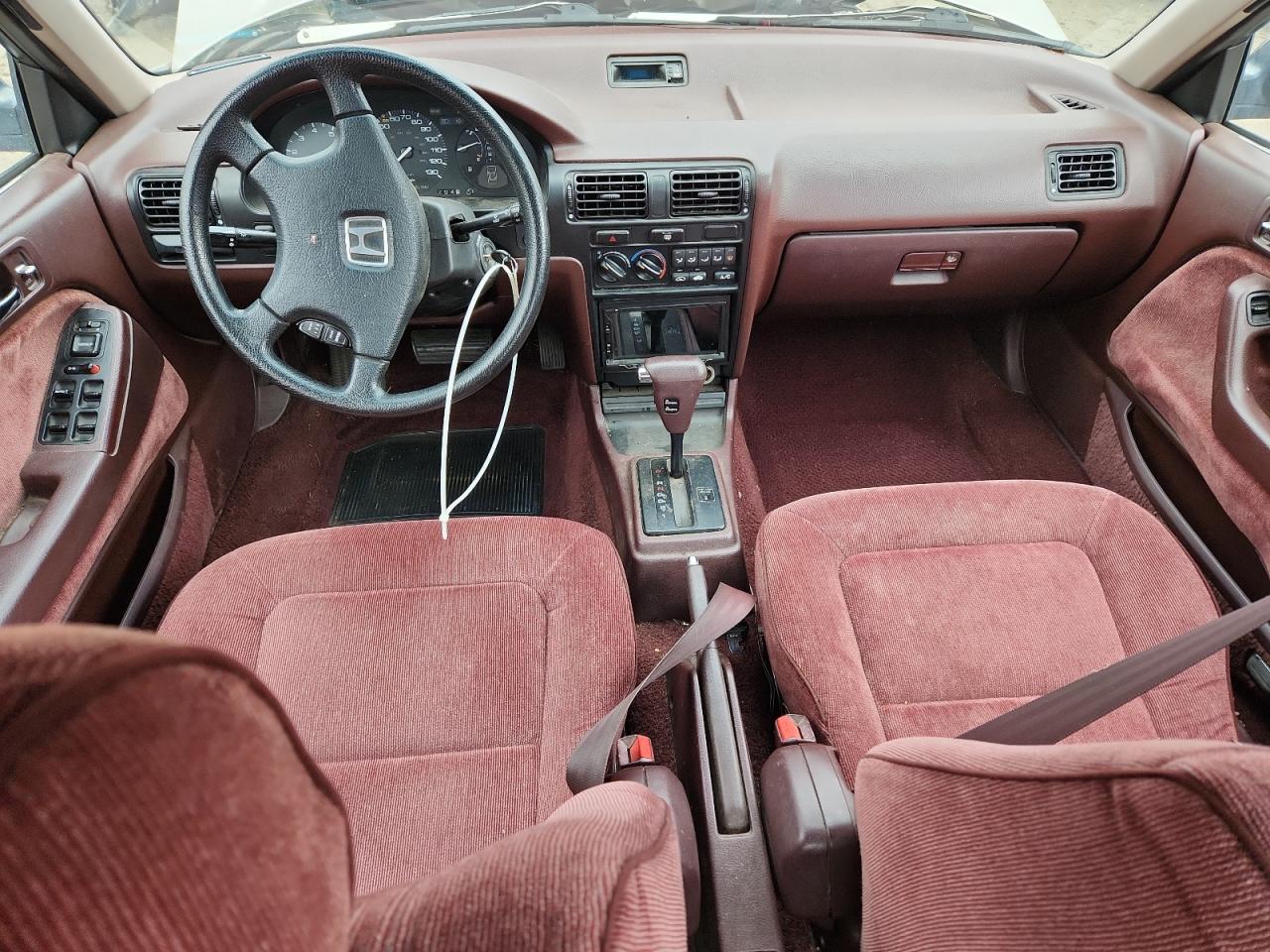 1990 Honda Accord Lx Silver vin: 1HGCB7650LA185542