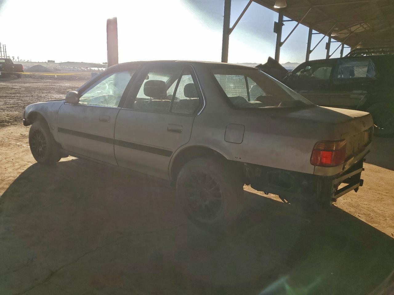 1991 Honda Accord Lx Silver vin: 1HGCB7650MA143437