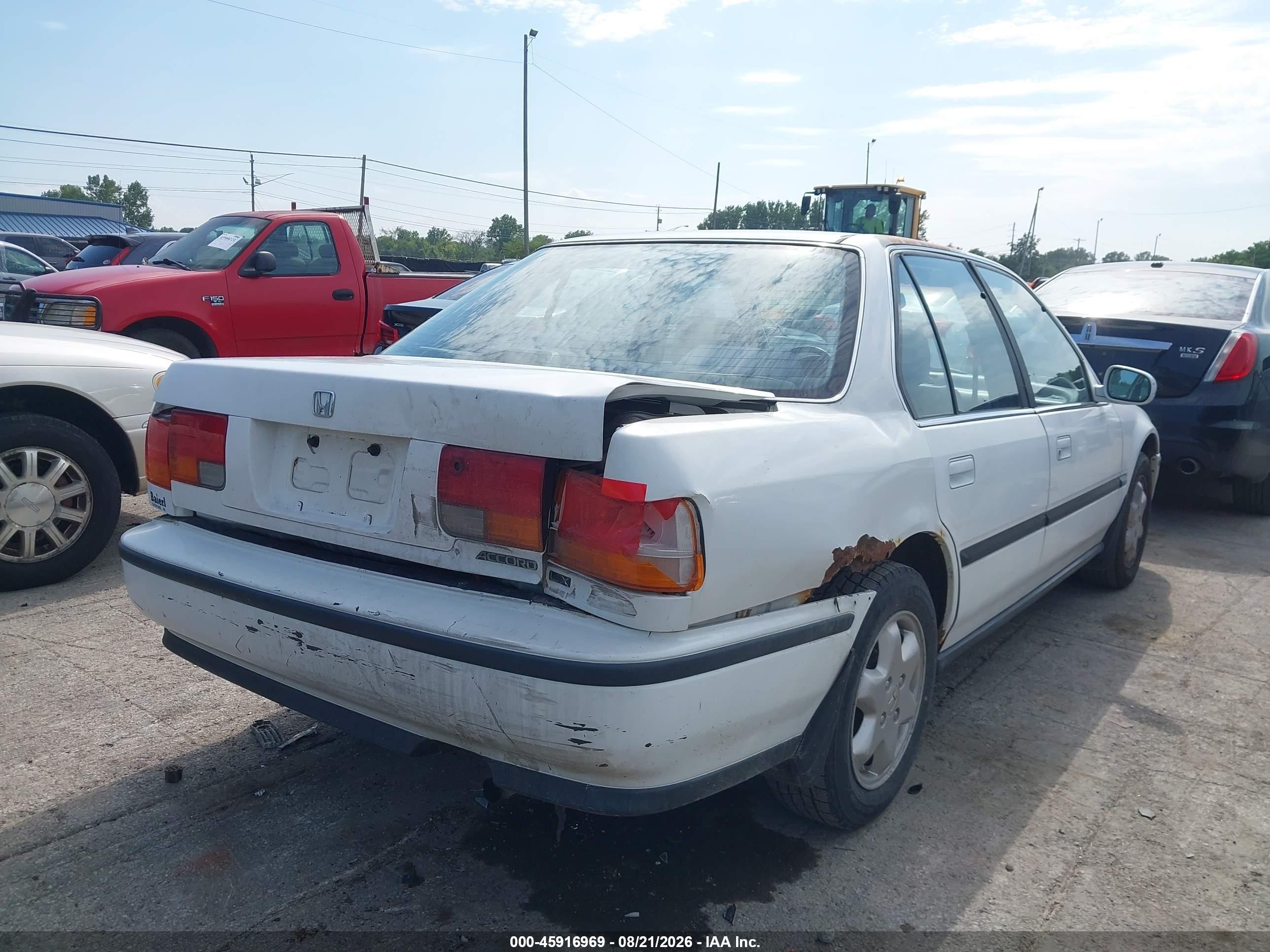 1992 Honda Accord Lx Белый vin: 1HGCB7650NA093365
