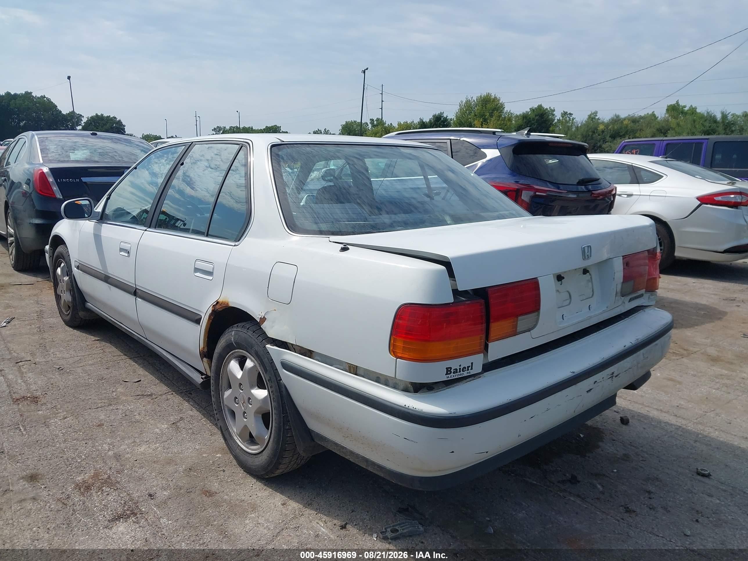 1992 Honda Accord Lx Белый vin: 1HGCB7650NA093365