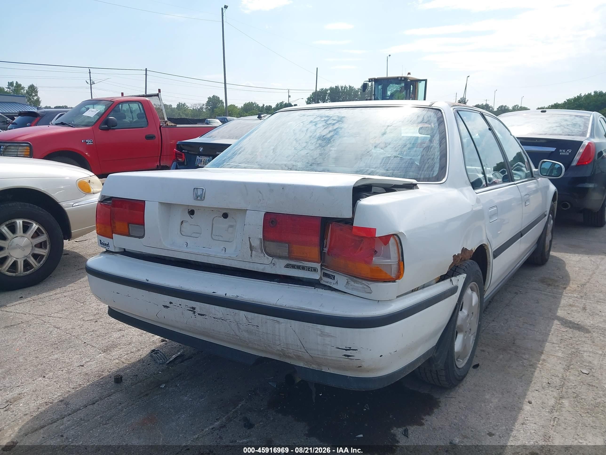 1992 Honda Accord Lx Белый vin: 1HGCB7650NA093365