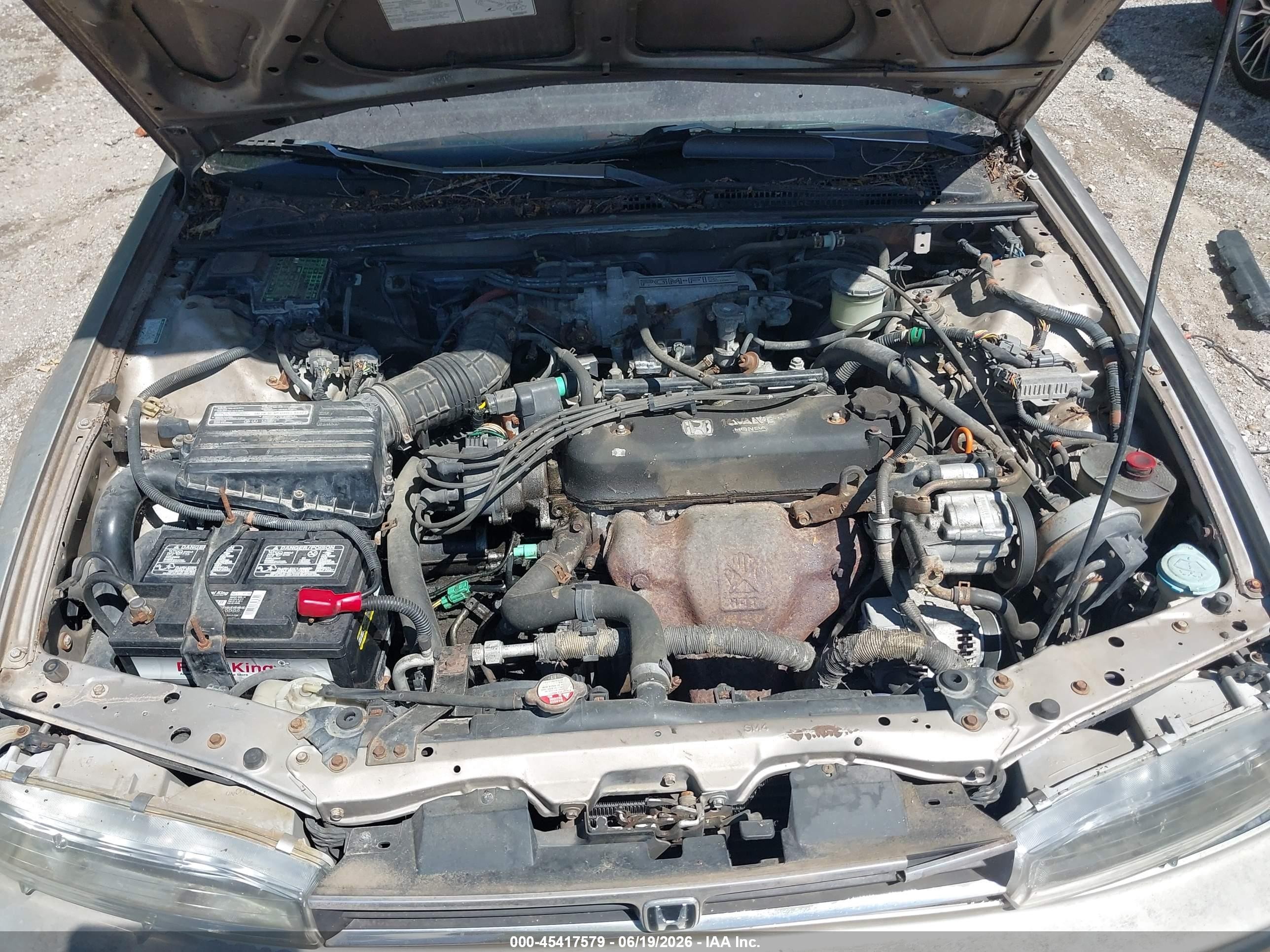 1993 Honda Accord Lx Silver vin: 1HGCB7650PA139117