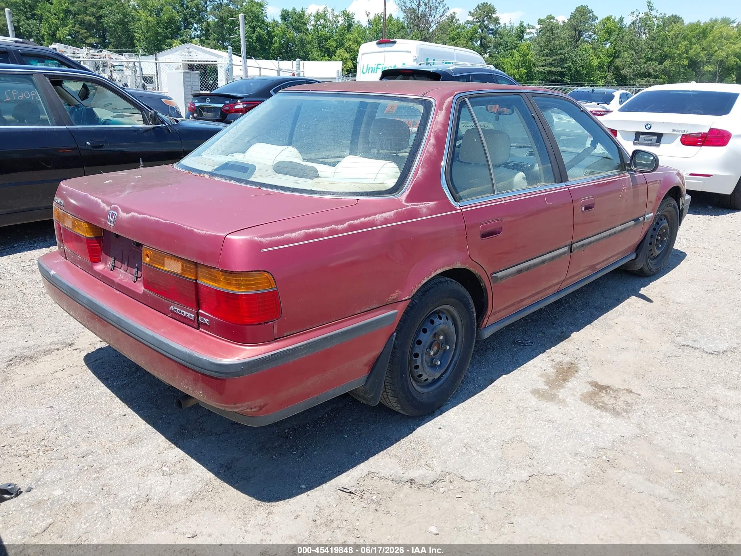 1990 Honda Accord Lx/ex Burgundy vin: 1HGCB7652LA003906