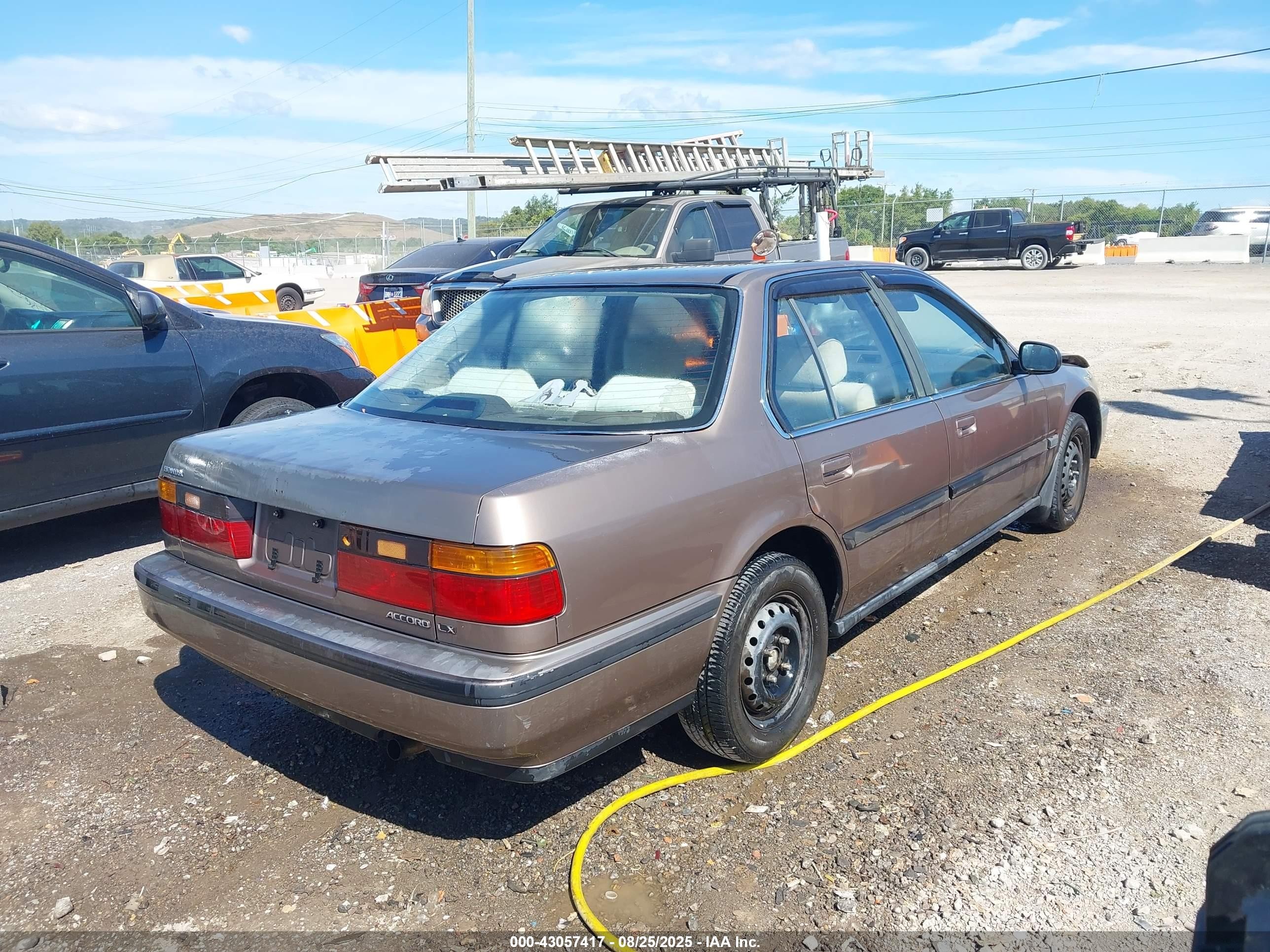 1990 Honda Accord Lx/ex Brown vin: 1HGCB7652LA042513