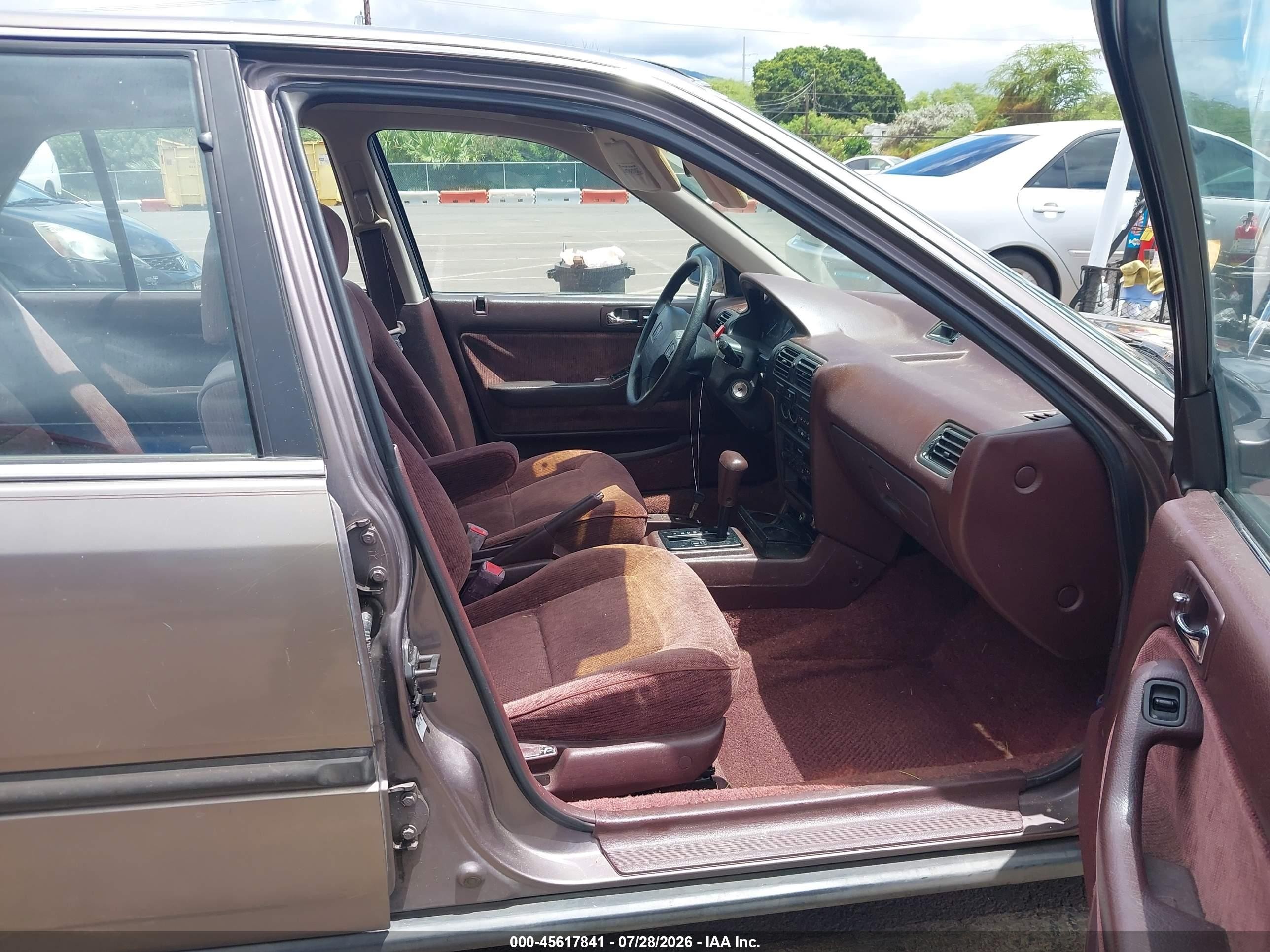 1992 Honda Accord Lx Brown vin: 1HGCB7656NA141449