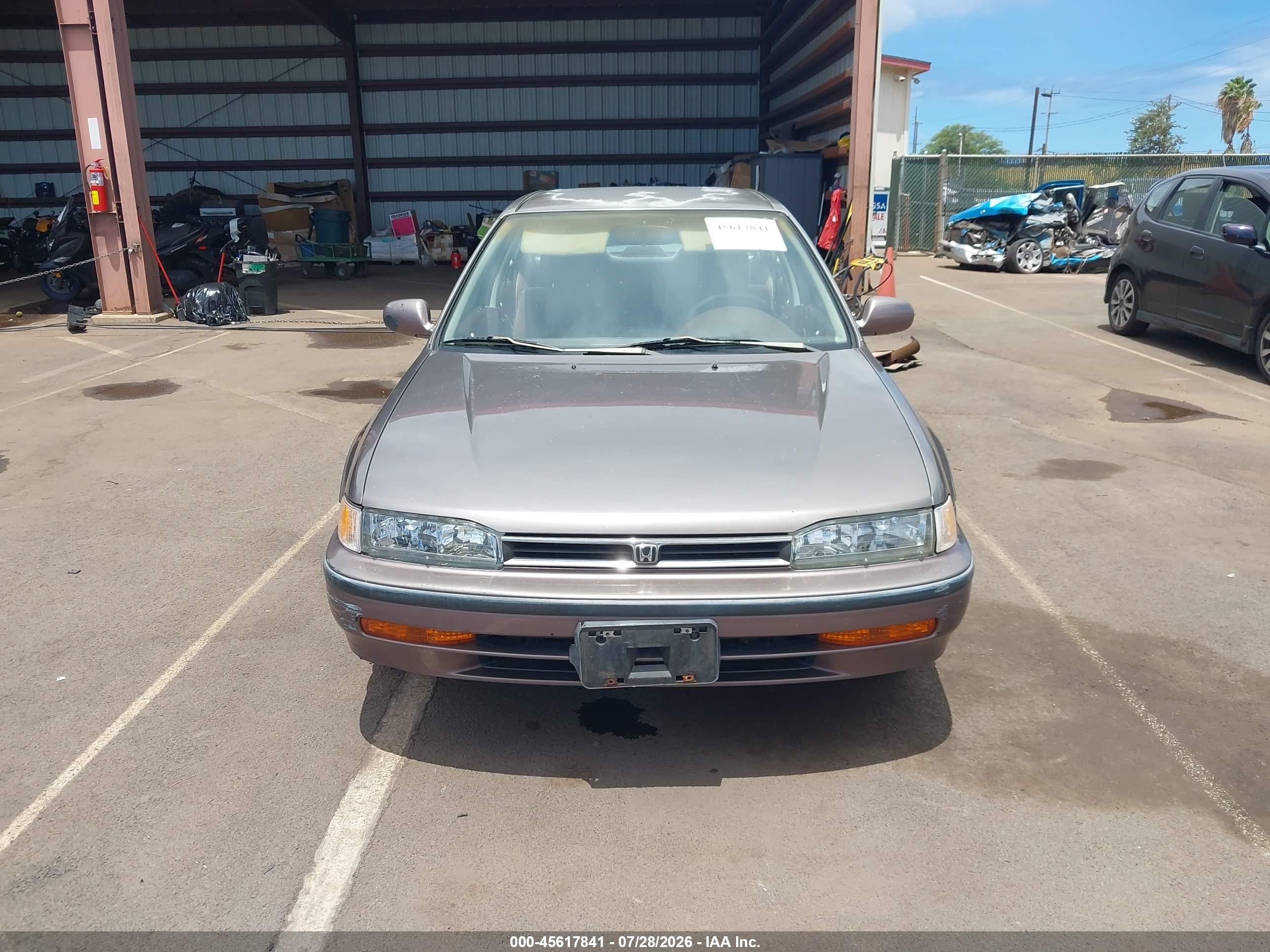 1992 Honda Accord Lx Brown vin: 1HGCB7656NA141449
