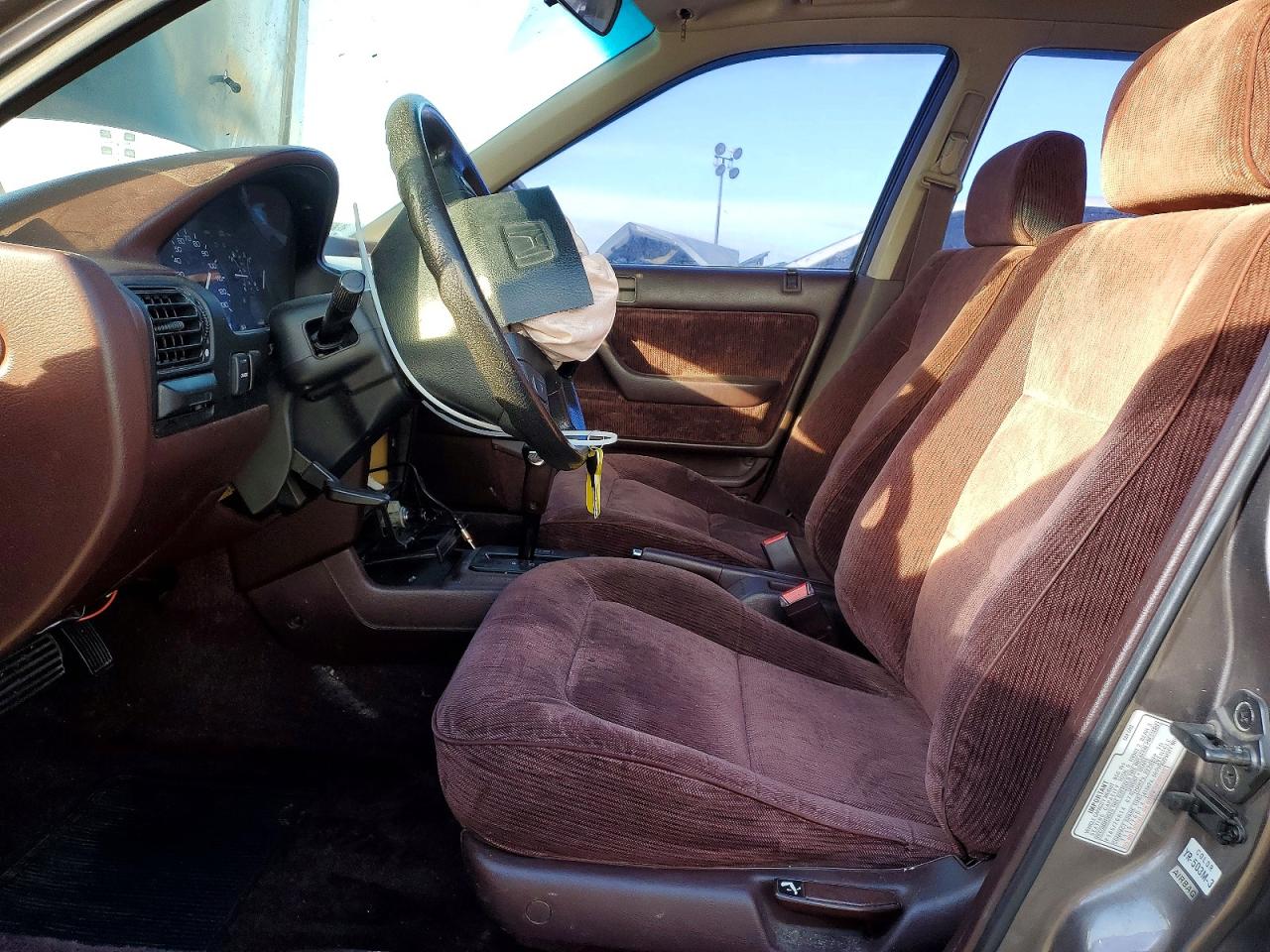 1992 Honda Accord Lx Gray vin: 1HGCB7657NA188909