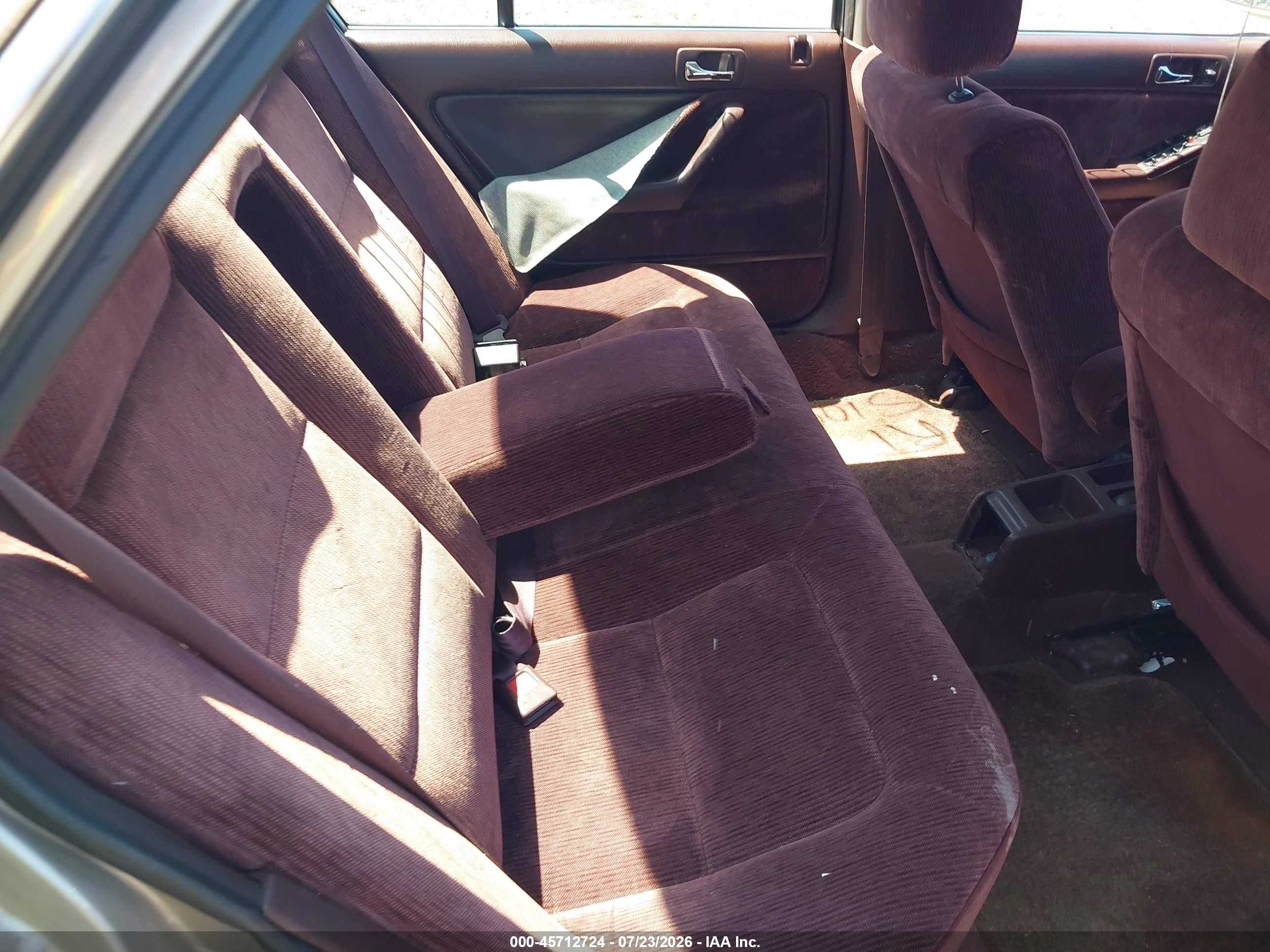 1993 Honda Accord Lx Gray vin: 1HGCB7657PA088411