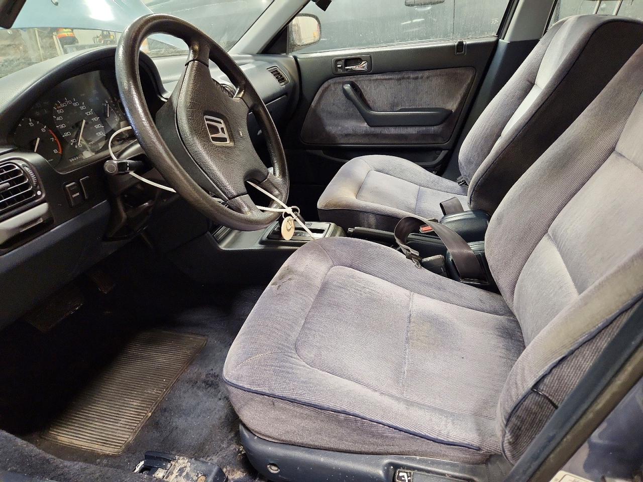1990 Honda Accord Lx Blue vin: 1HGCB7658LA000105