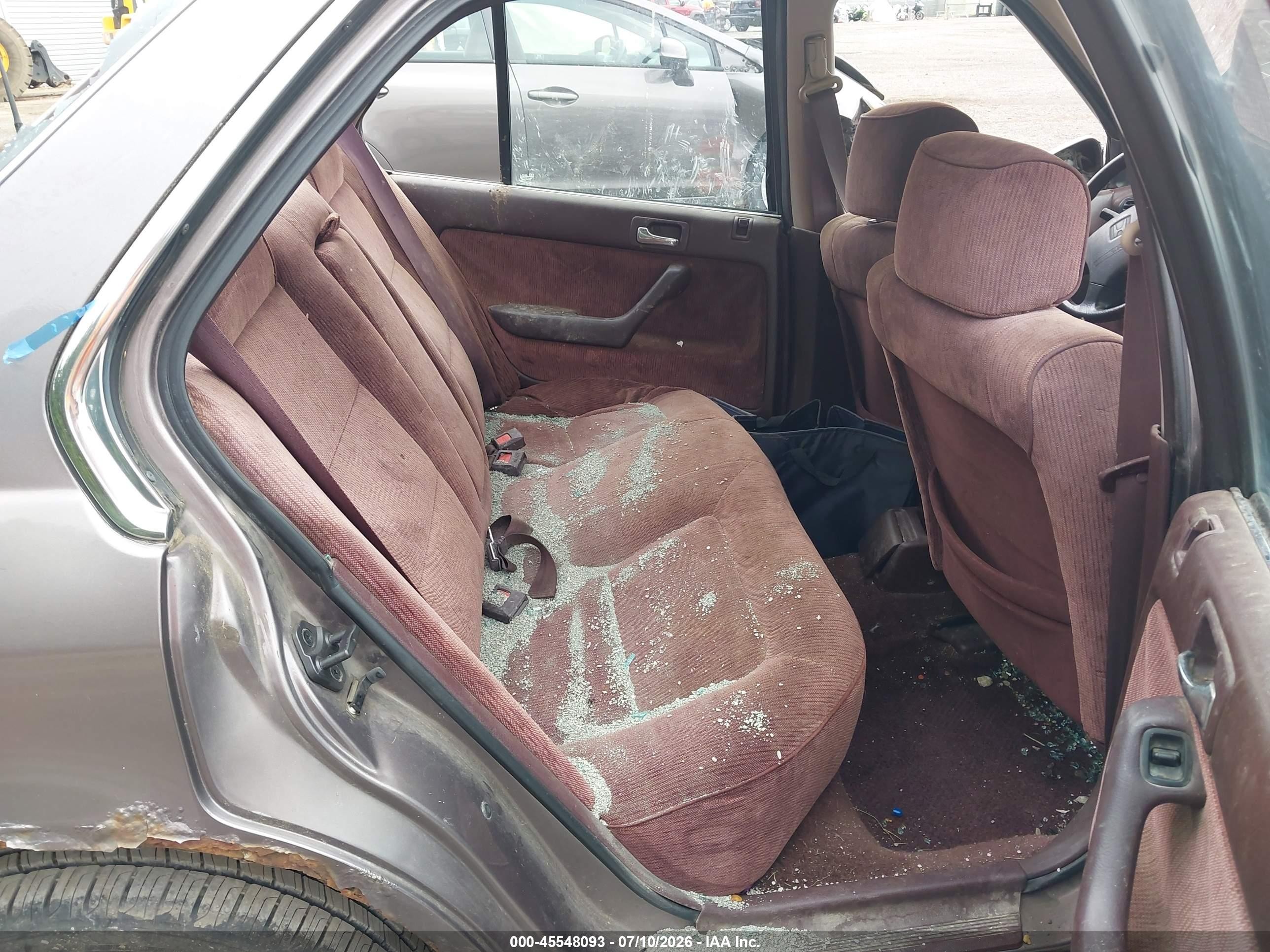 1992 Honda Accord Lx Gray vin: 1HGCB765XNL003725