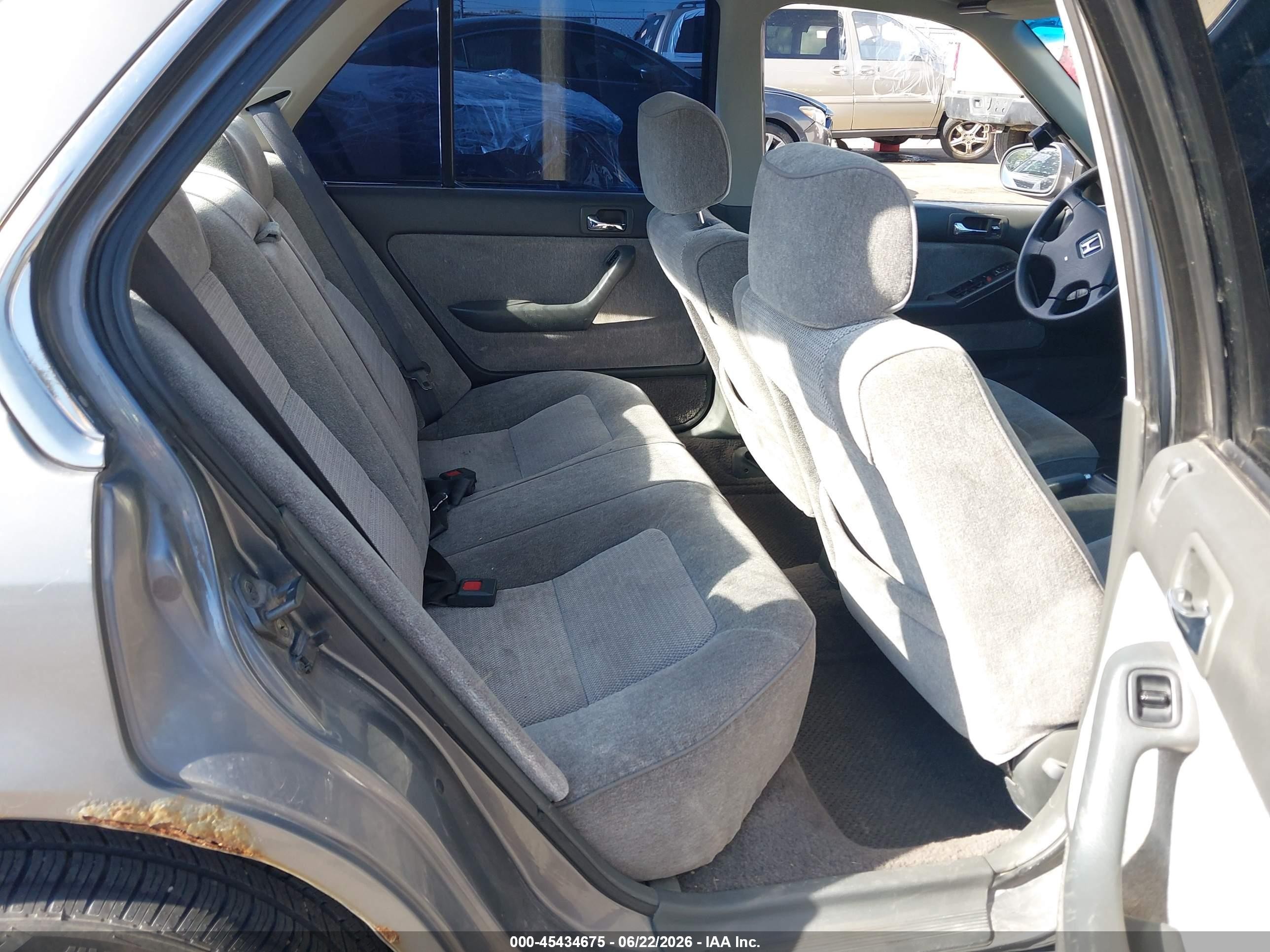 1990 Honda Accord Ex/ex-r Gray vin: 1HGCB7661LA183887