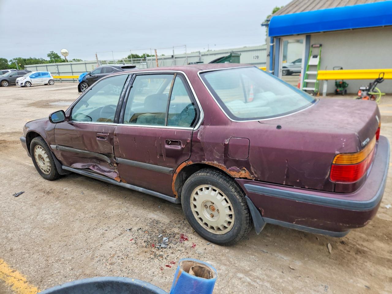 1991 Honda Accord Ex Burgundy vin: 1HGCB7668MA032840