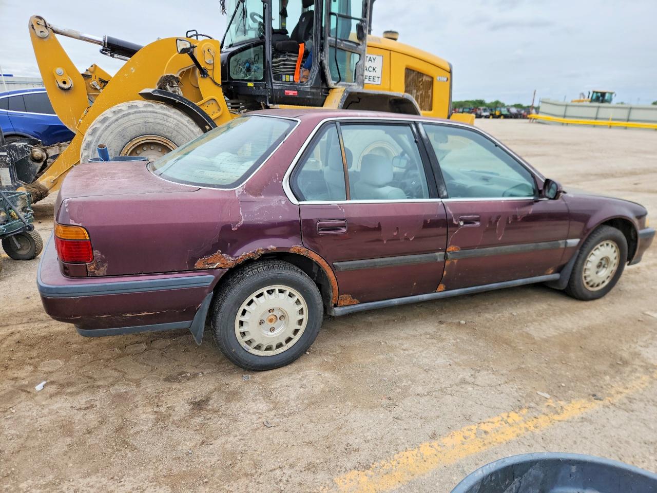 1991 Honda Accord Ex Burgundy vin: 1HGCB7668MA032840